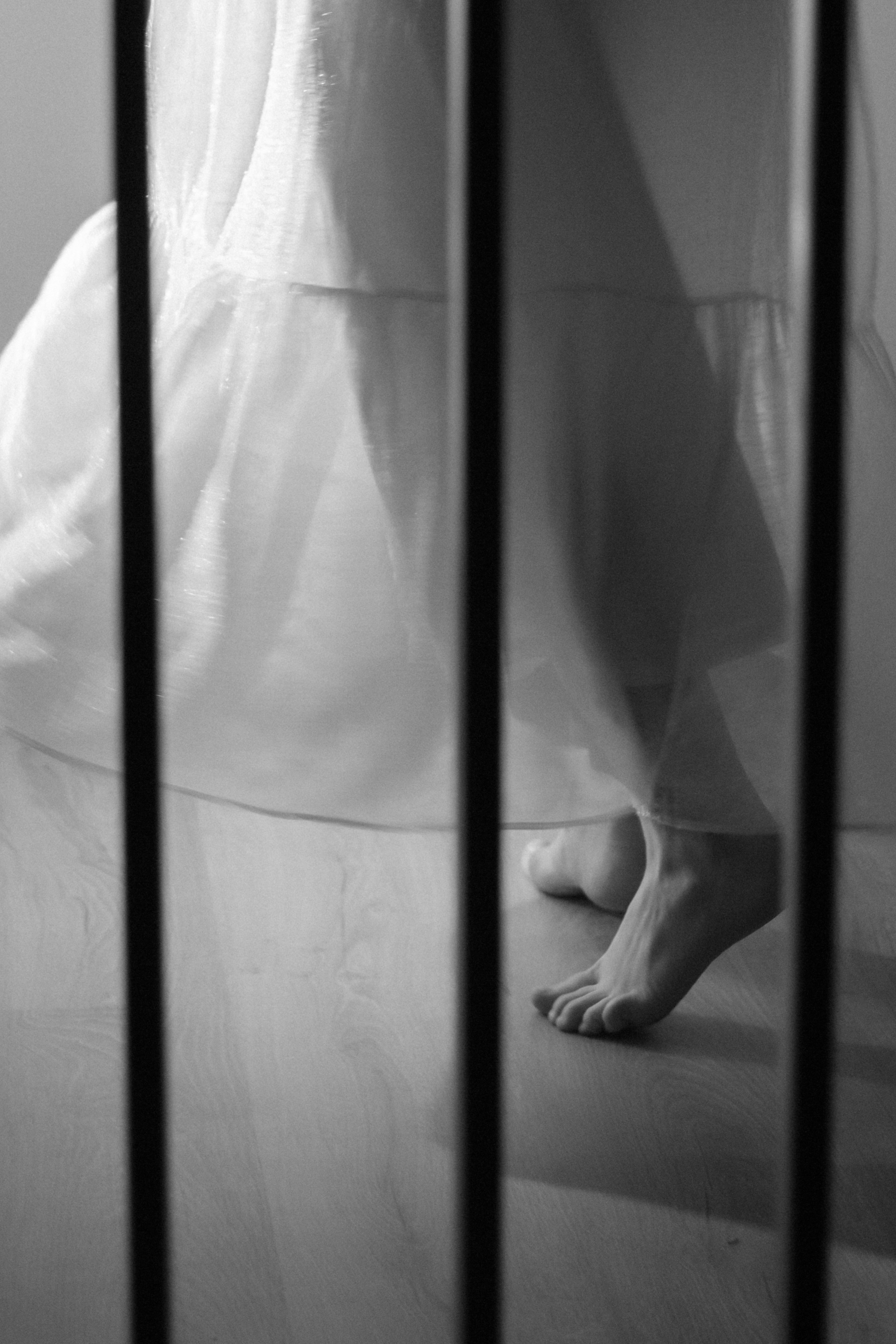 Фотосессия lovestory в снежном лесу в Калининграде. Портретный фотограф в Калининграде Рита Холодова