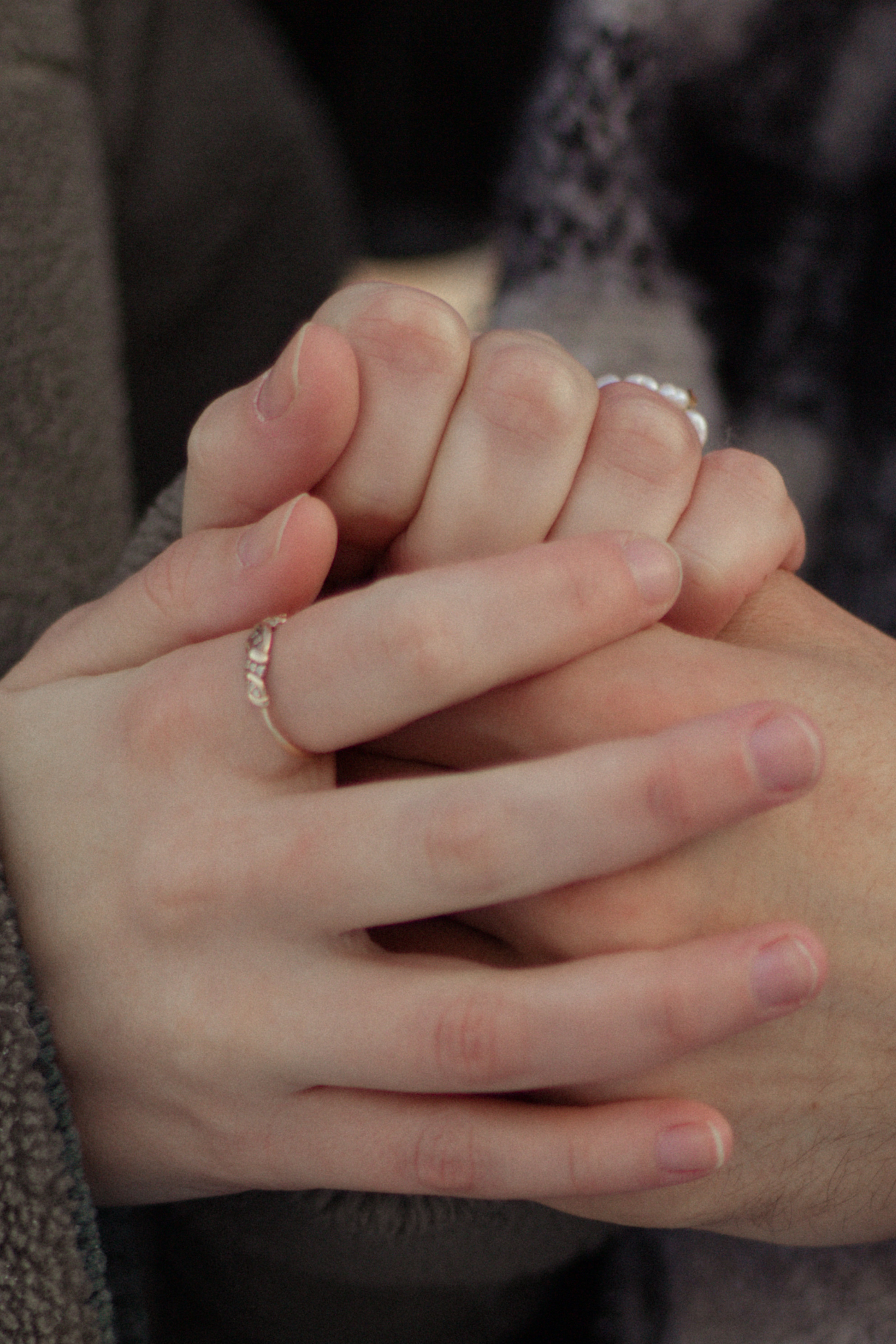 Фотосессия lovestory в снежном лесу в Калининграде. Портретный фотограф в Калининграде Рита Холодова