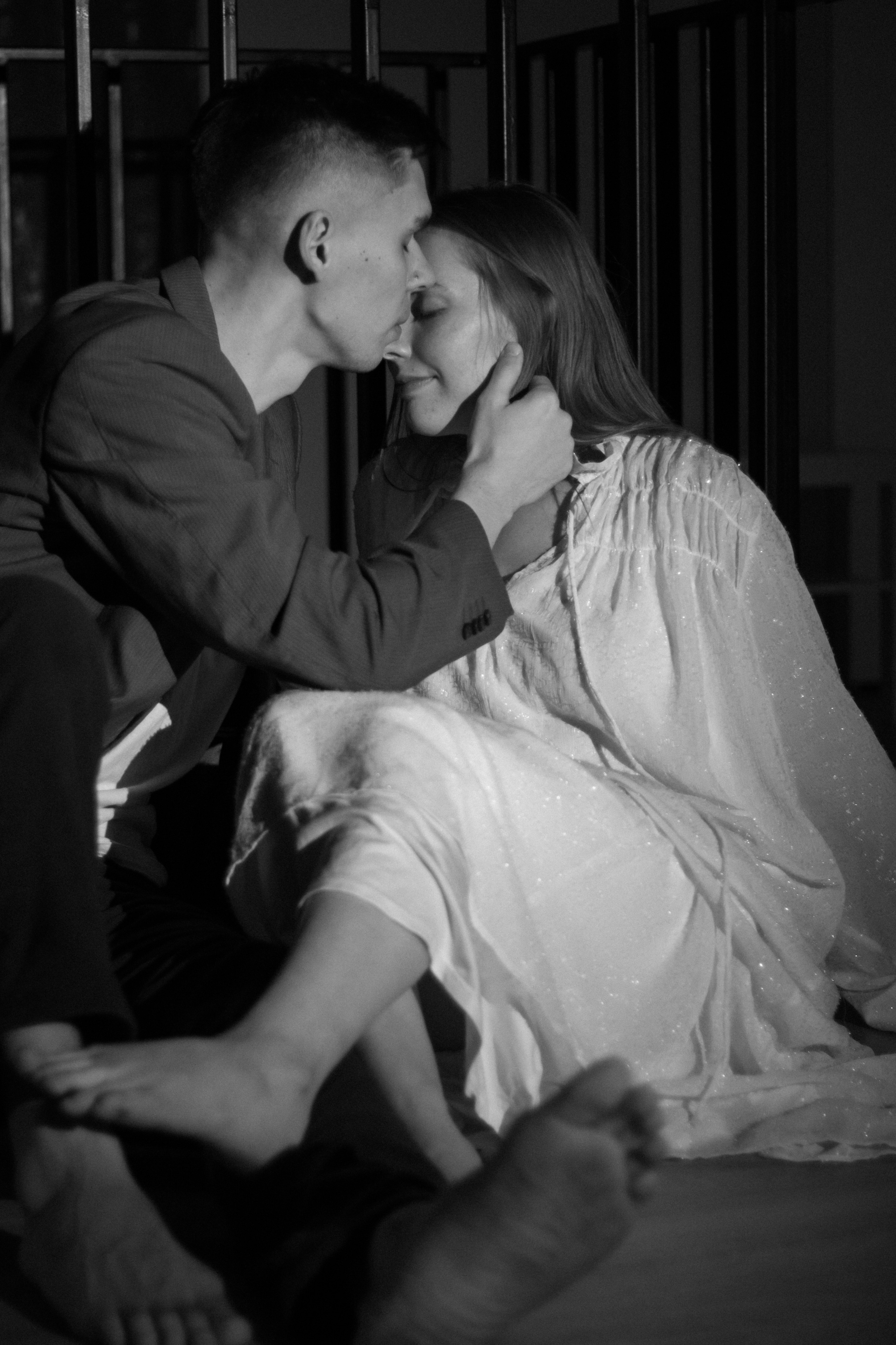 Фотосессия lovestory в снежном лесу в Калининграде. Портретный фотограф в Калининграде Рита Холодова