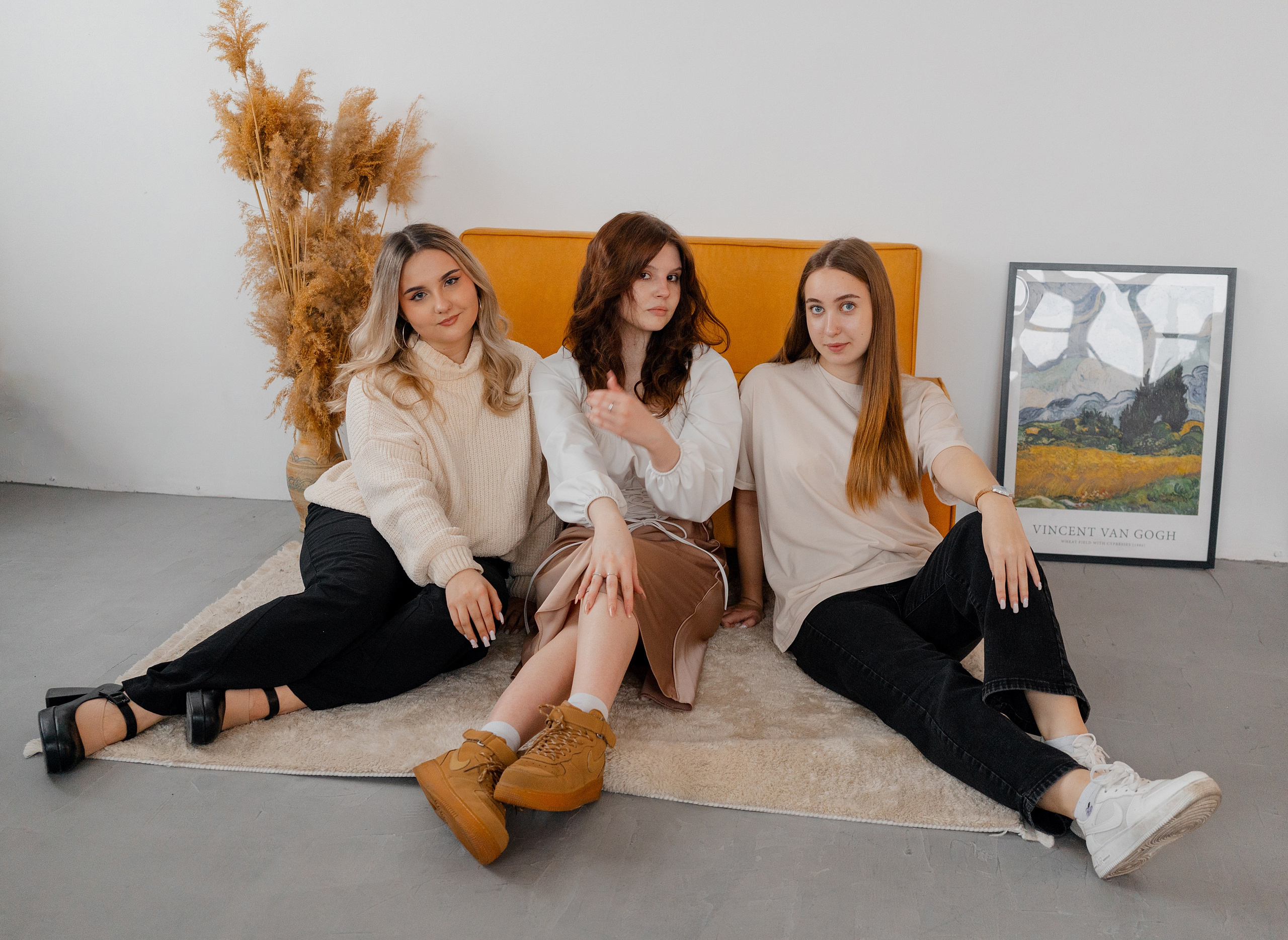 11 класс Студия. Фотограф Софья Володкина