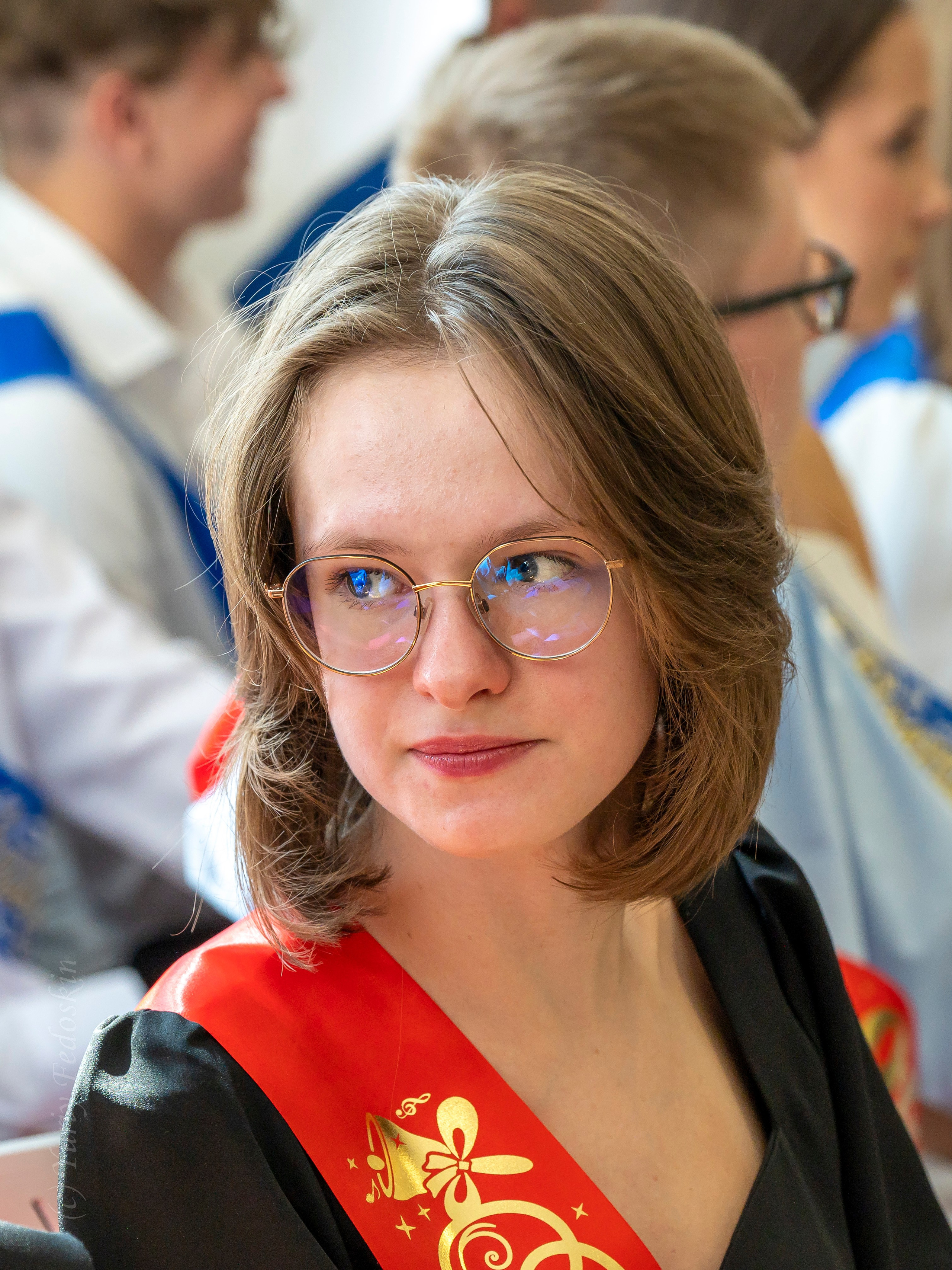 Репортаж о выпускном 9 классов в школе № 7 города Королёва, 26.06.24г. Профессиональный фотограф интерьеров в Москве Юрий Федоскин