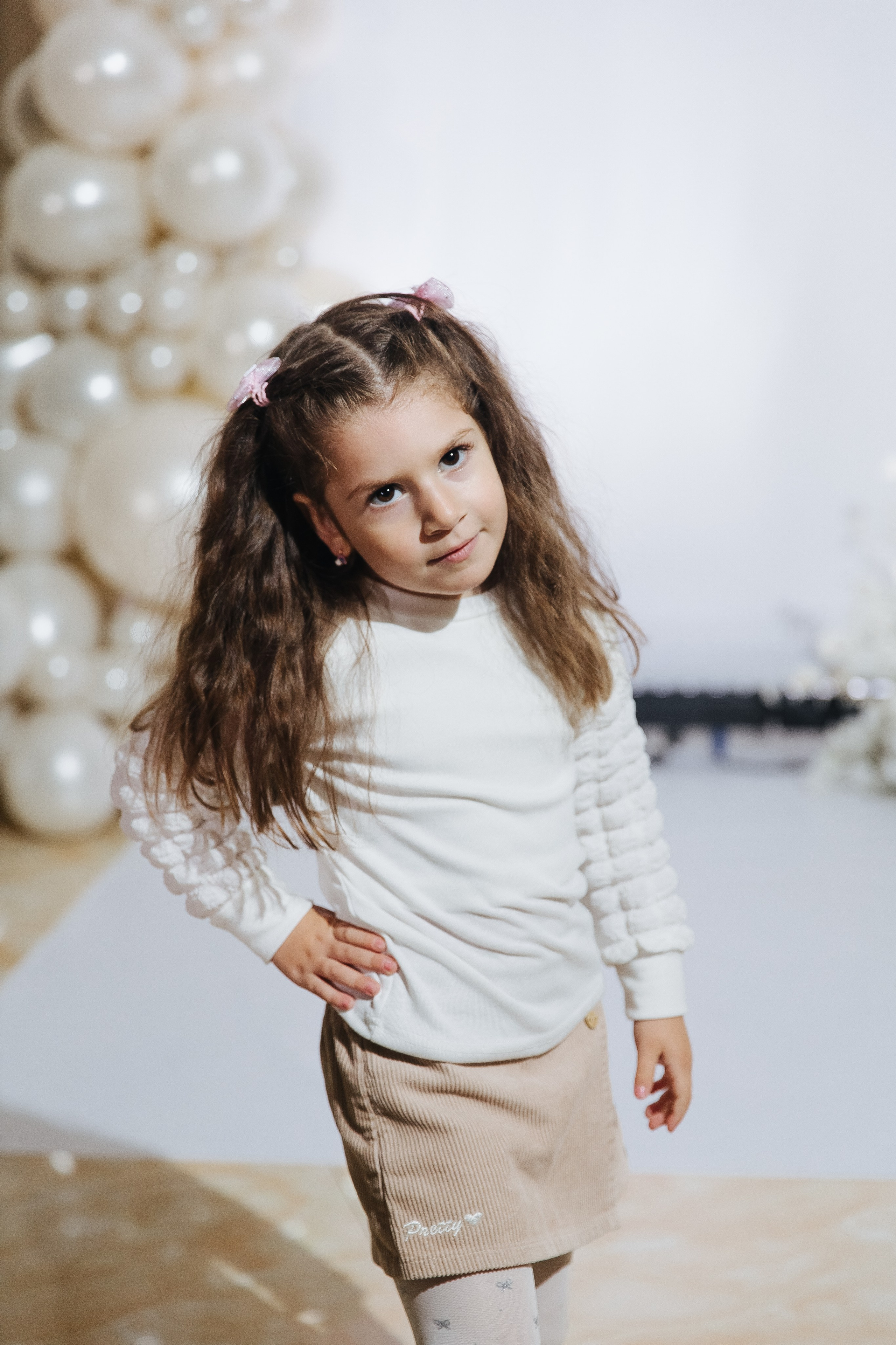 Ани и Назели. 35&5 День рождения, «Янтарь». Фотограф в Красноярске Надежда Воскресенская