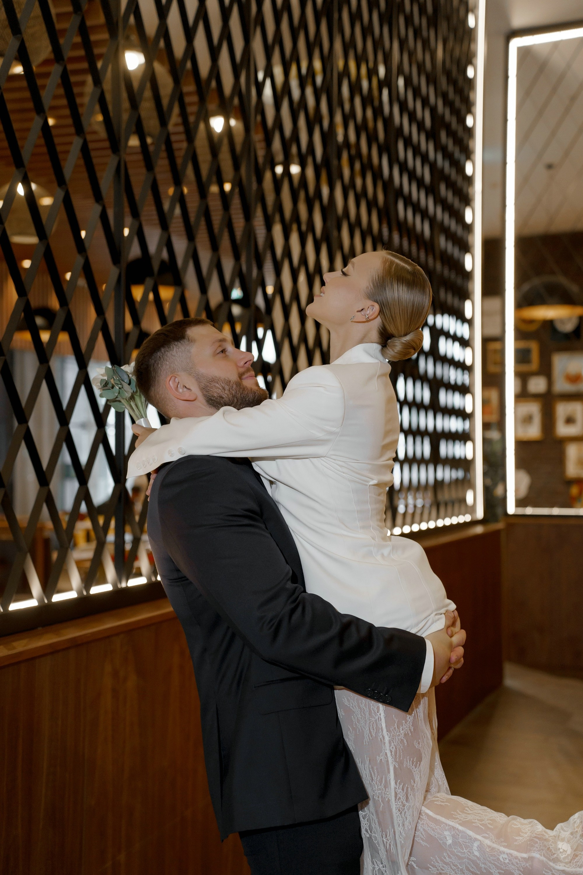 Свадебная фотосессия в Рэдиссон Блу Олимпийский. Свадебный и семейный фотограф в Москве Светлана Зоткина