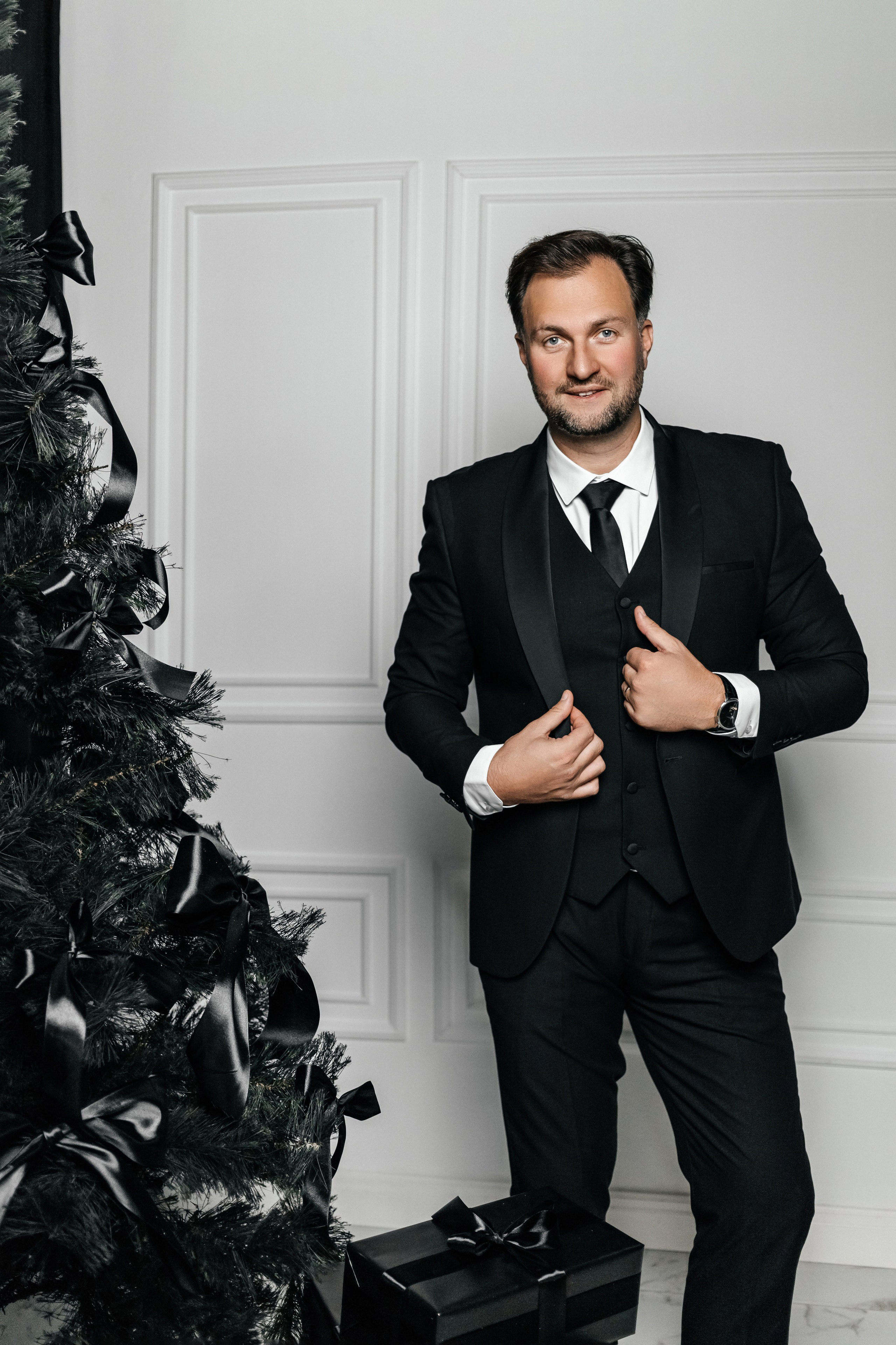 Бизнес-портрет для ведущего мероприятий. КОНТЕНТ ФОТОГРАФ