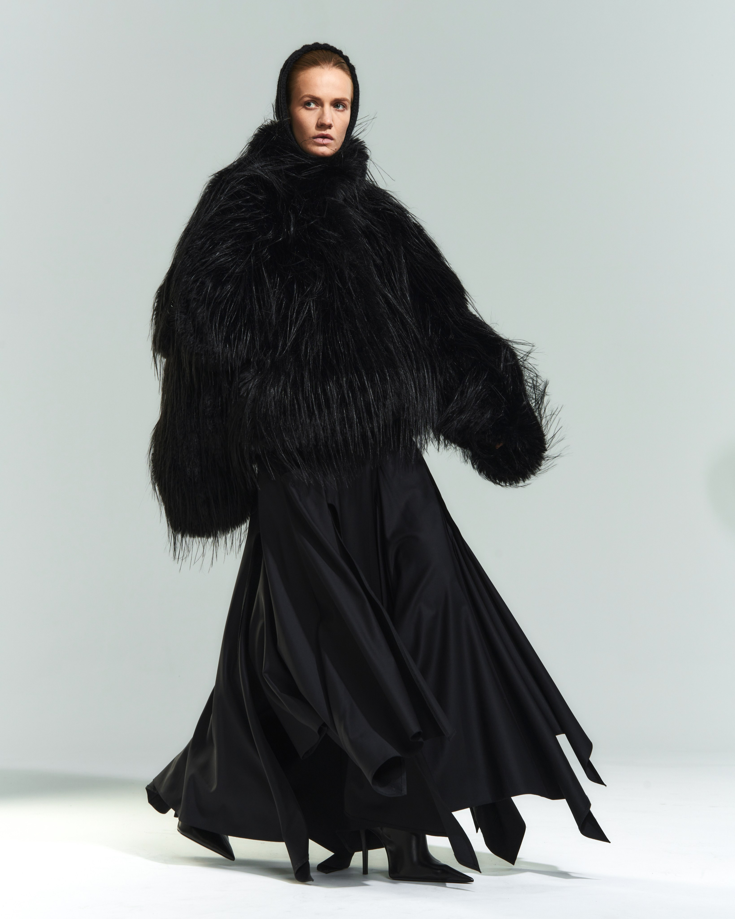 Clothes and jewelry. Berman Euginia