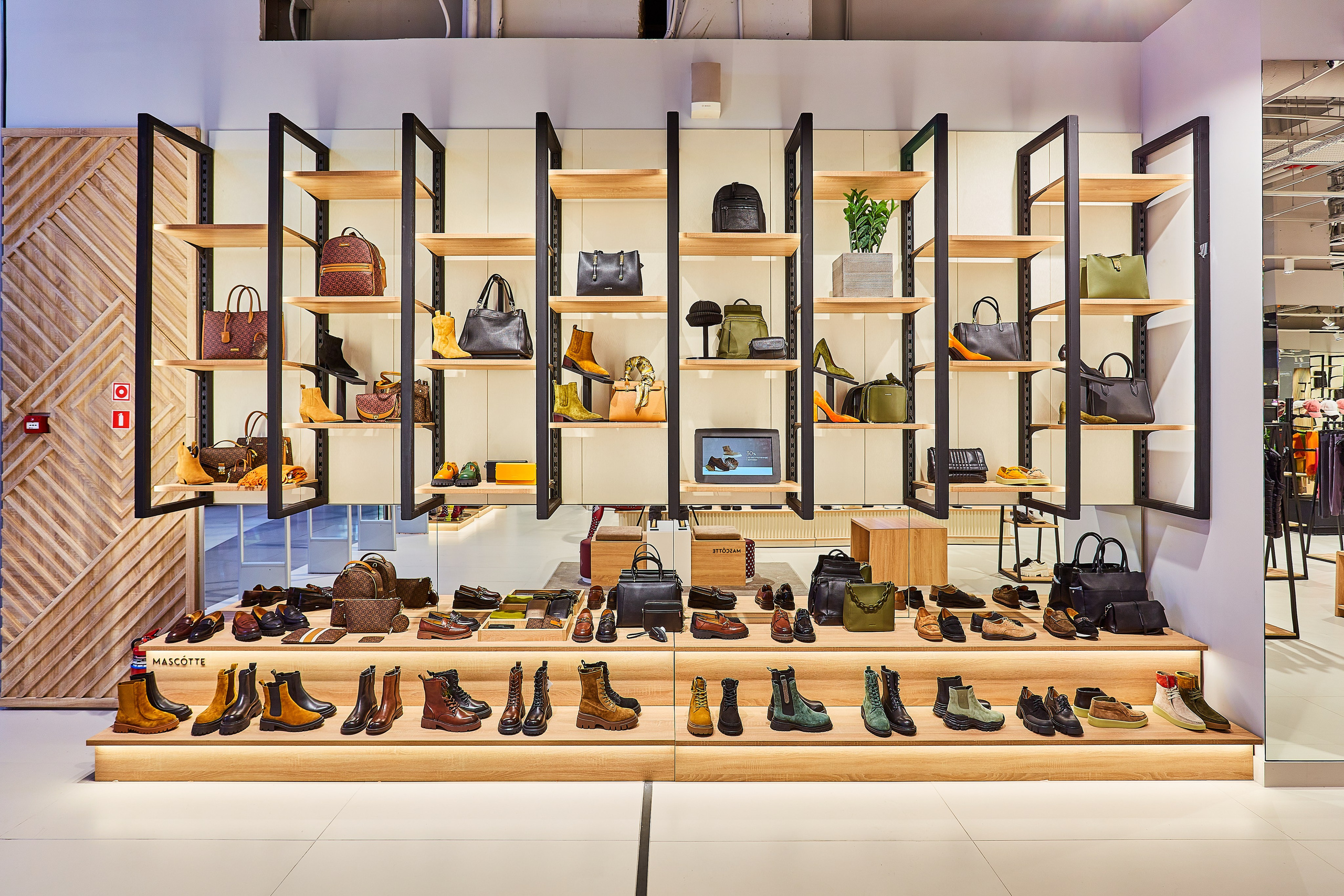 Съемка торгового магазина. Фотограф Руслан Потапов в Краснодаре