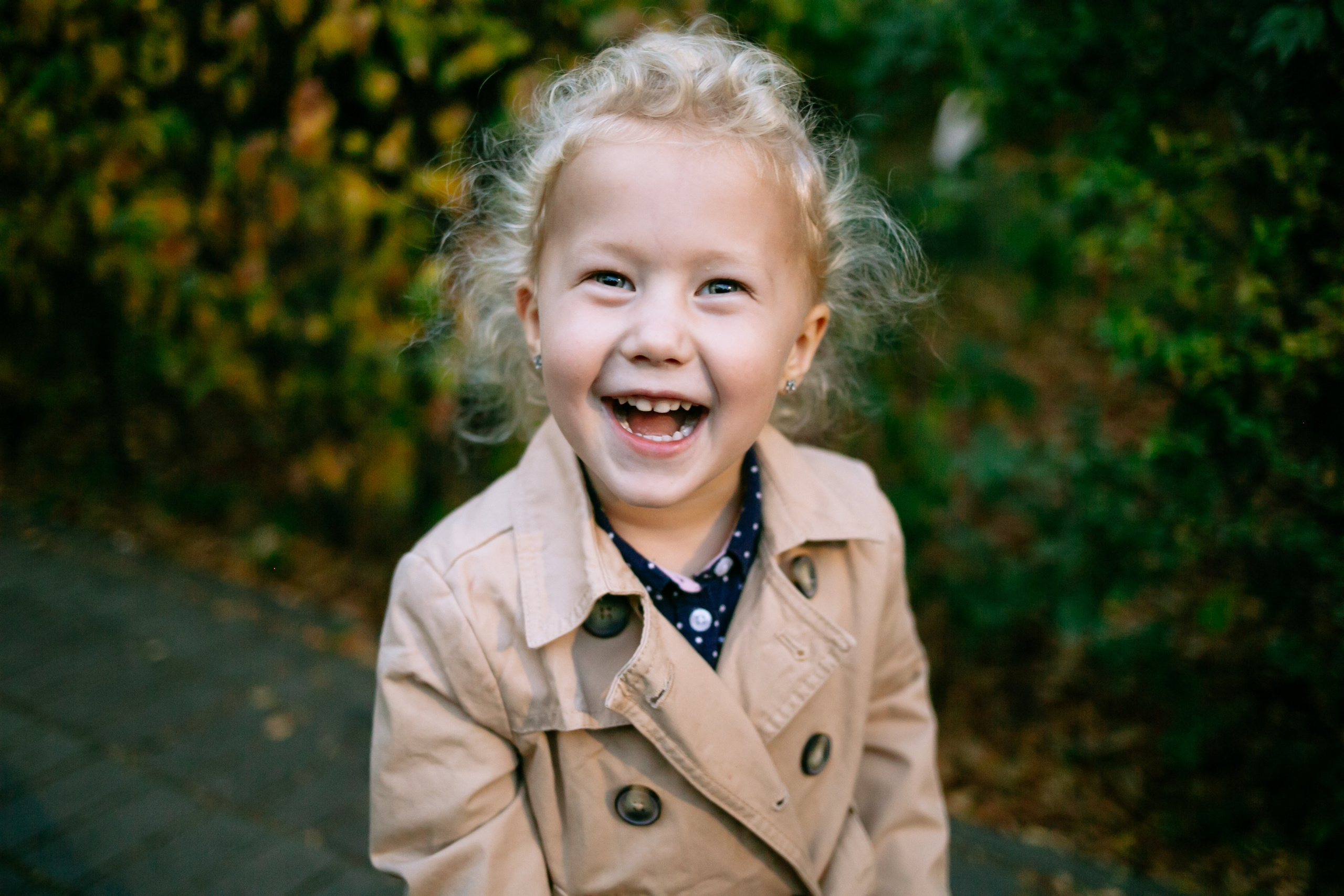 Юля, Анюта, Есения