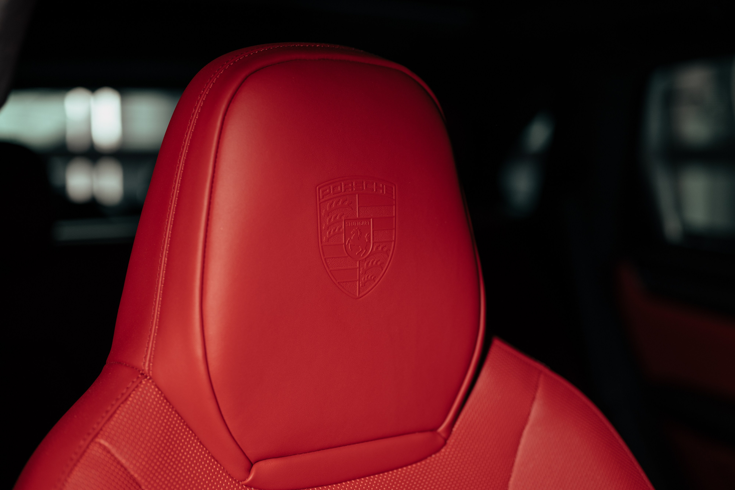 Porsche Cayenne GTS grey on red. DeLorein