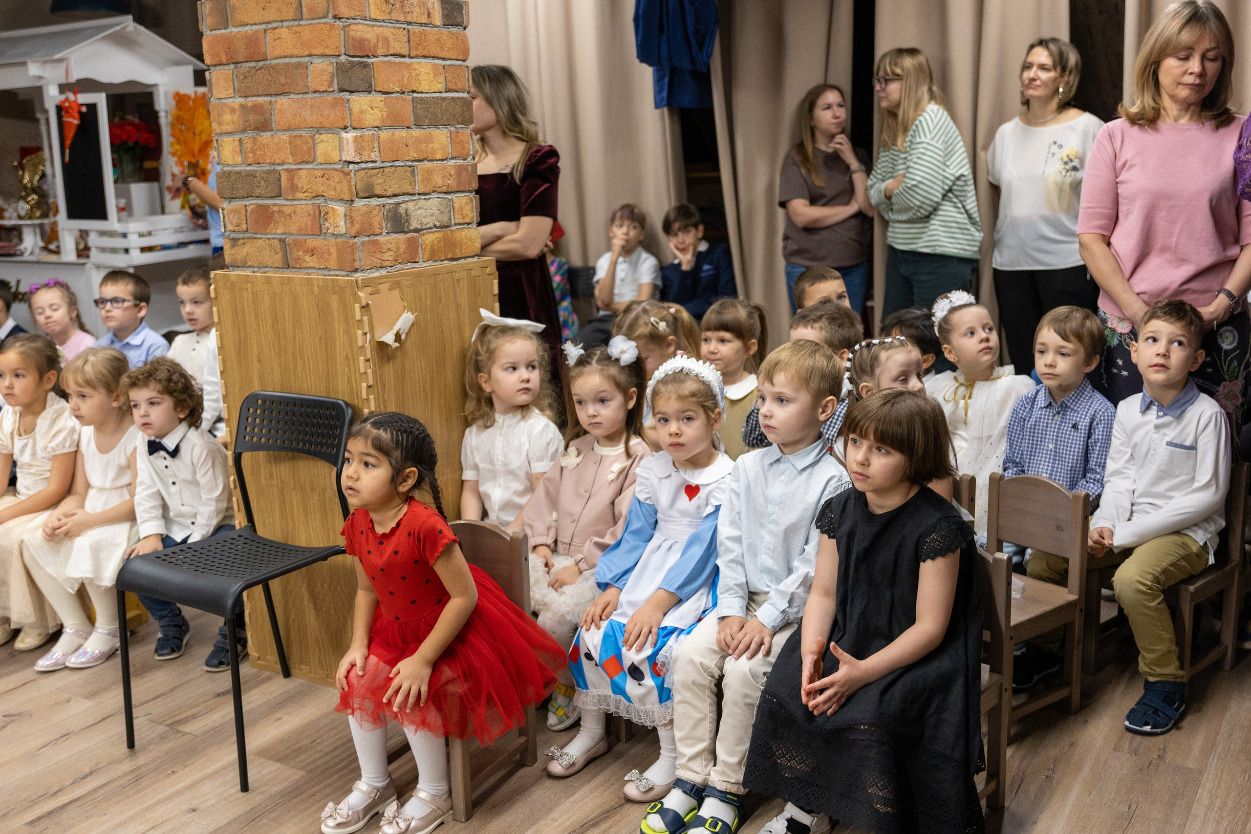 ДС «Гнездышко» и СОШ «Знайка», 8 лет. Сайт фотографа Ирины Аникановой