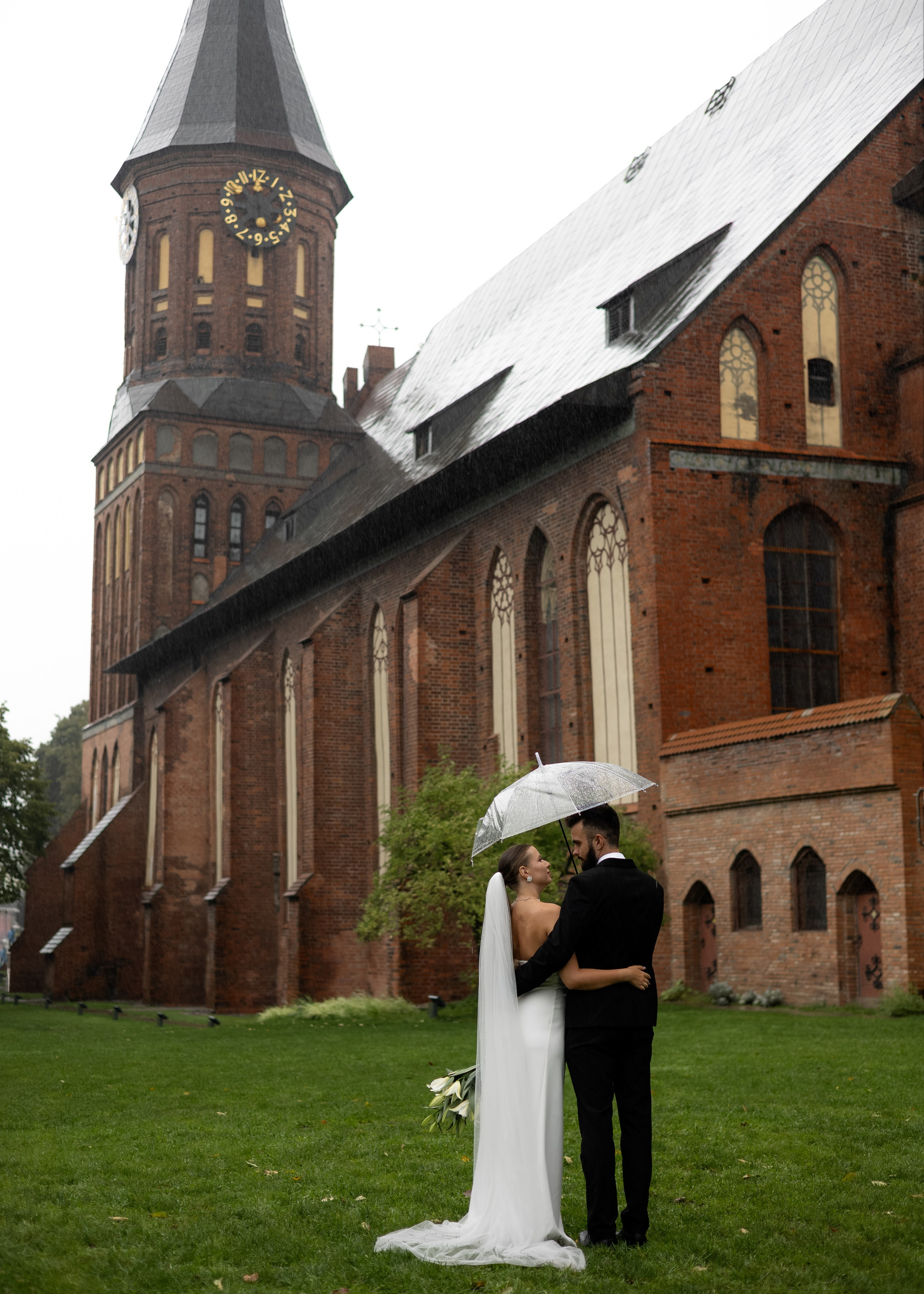 Свадьба Татьяна & Алексей | под дождем на острове Канта. Фотограф в Калининграде Сокирко Светлана