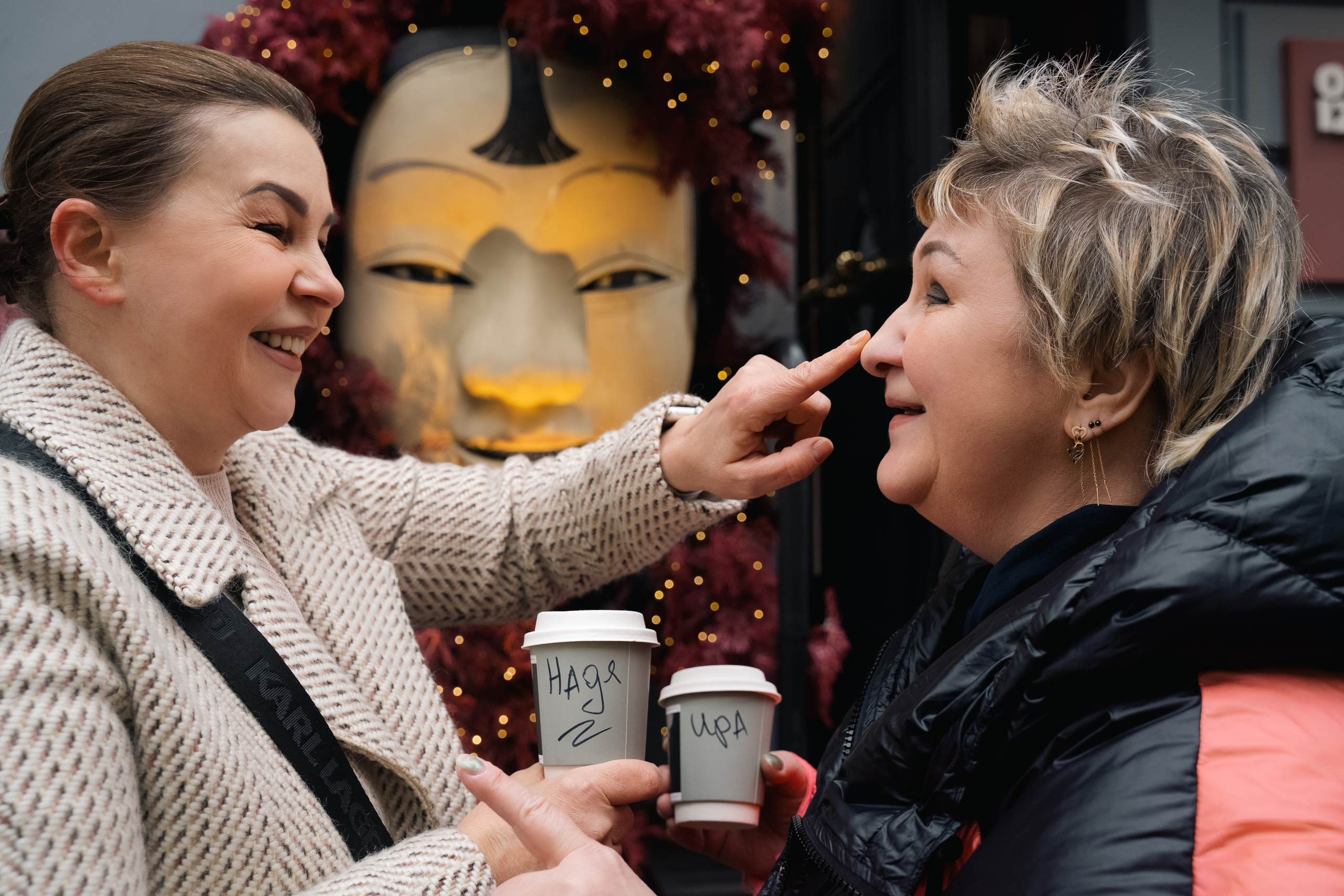 FRIENDS story Надежда + Ирина. Контент фотограф в Москве Кулич Настя