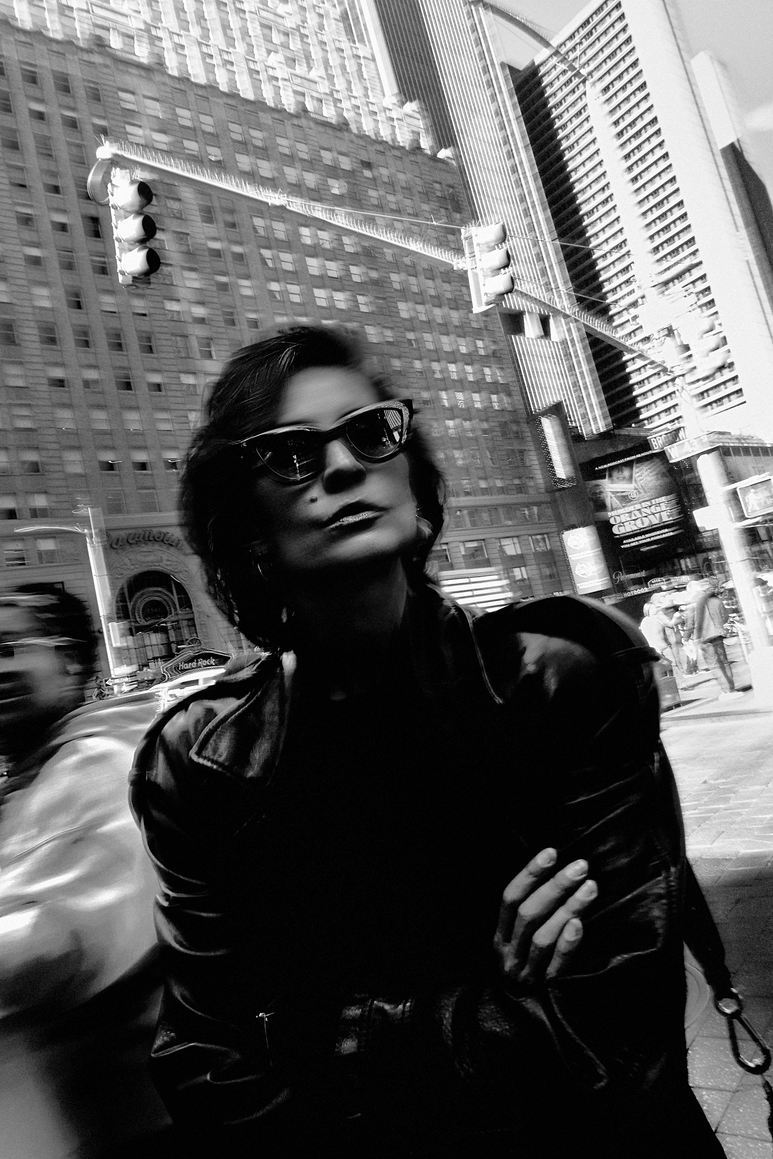 GALLERY. WOMEN OF NEW YORK