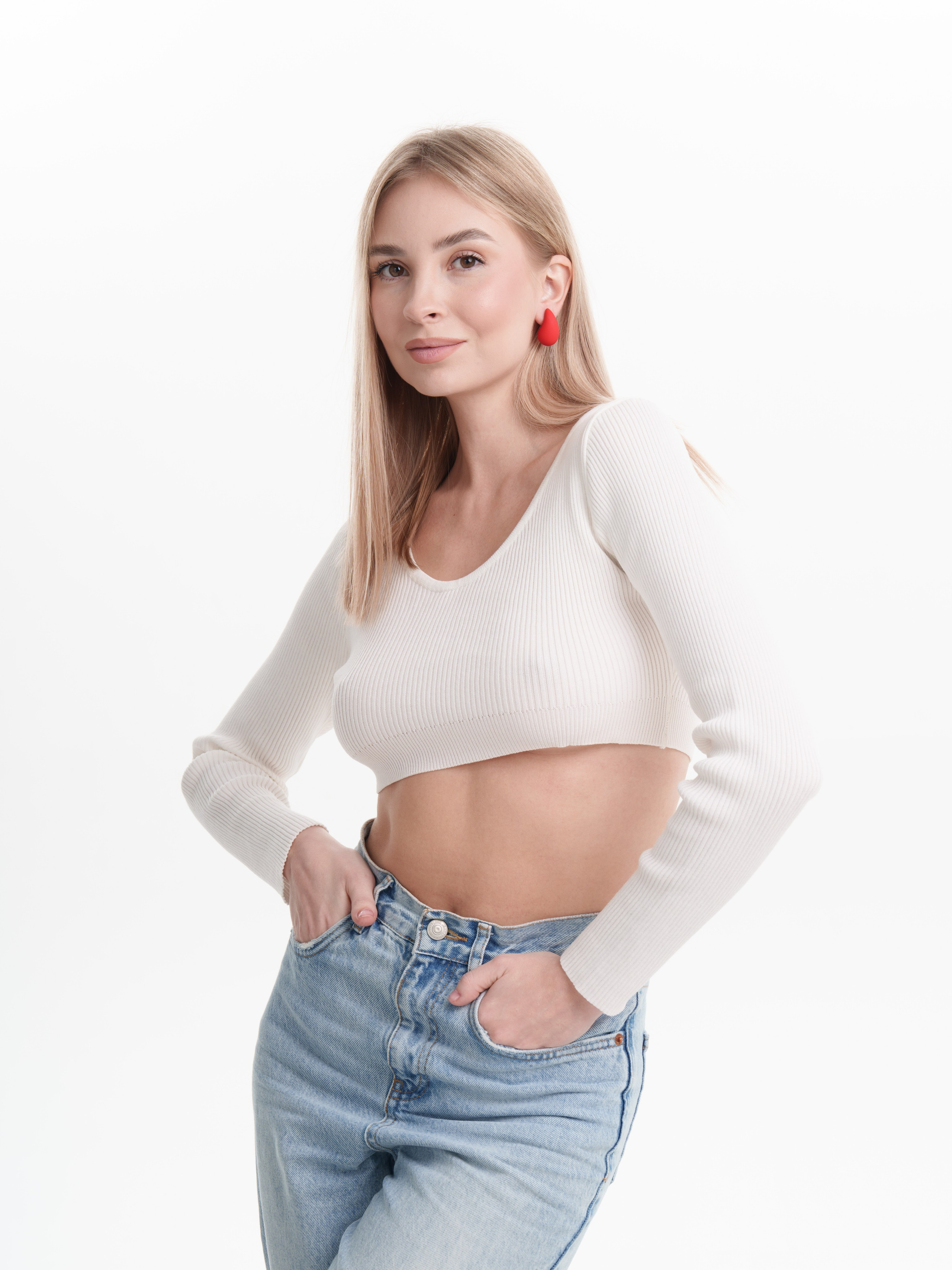 Съемка сережек для WB и OZON. Портретный и Контент фотограф Григорий Семенов (Grifon) в Ижевске