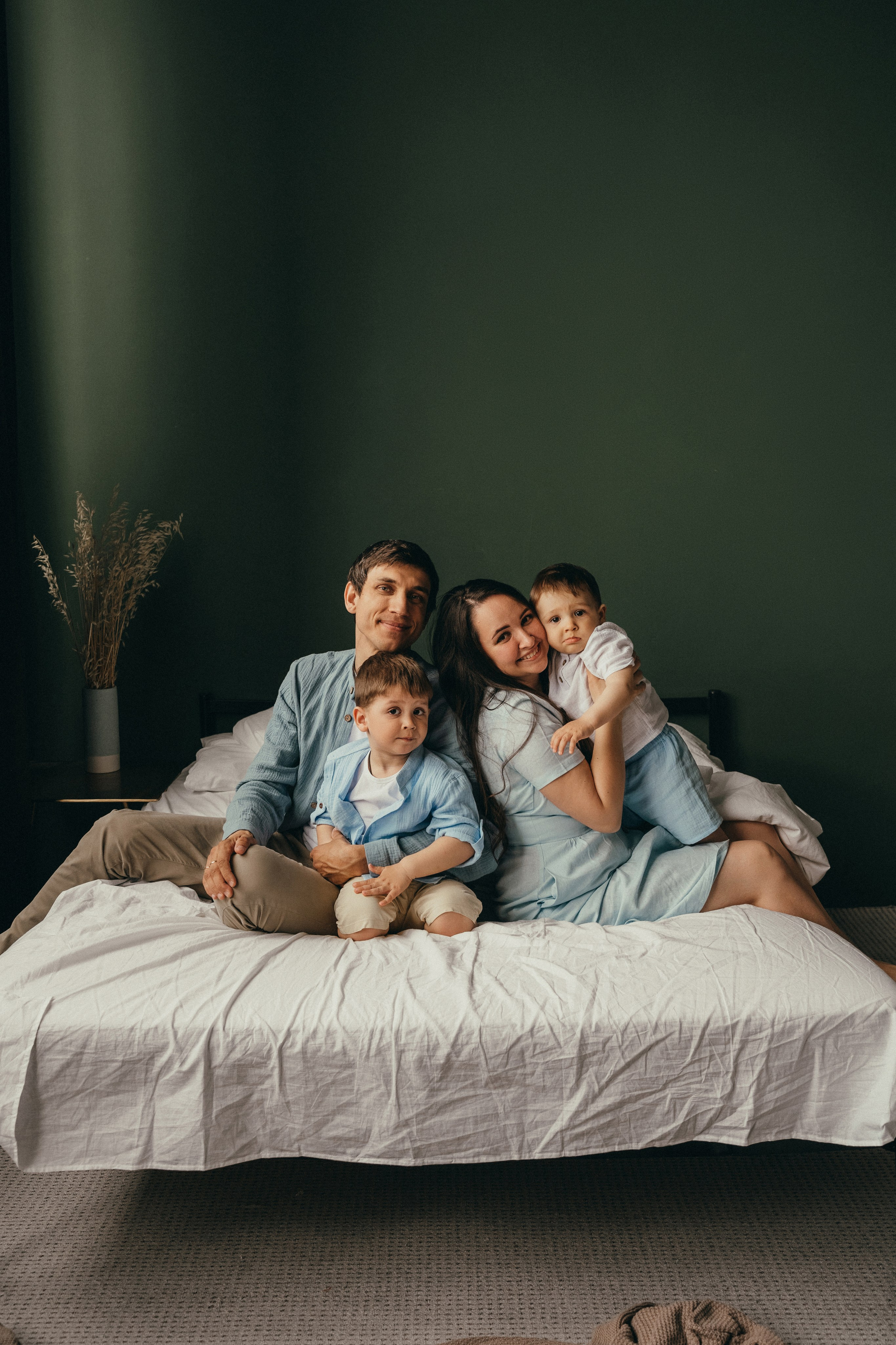 Дима, Настя, Макар и Серофим. Семейный фотограф • Домашние съемки в Нижнем Новгороде