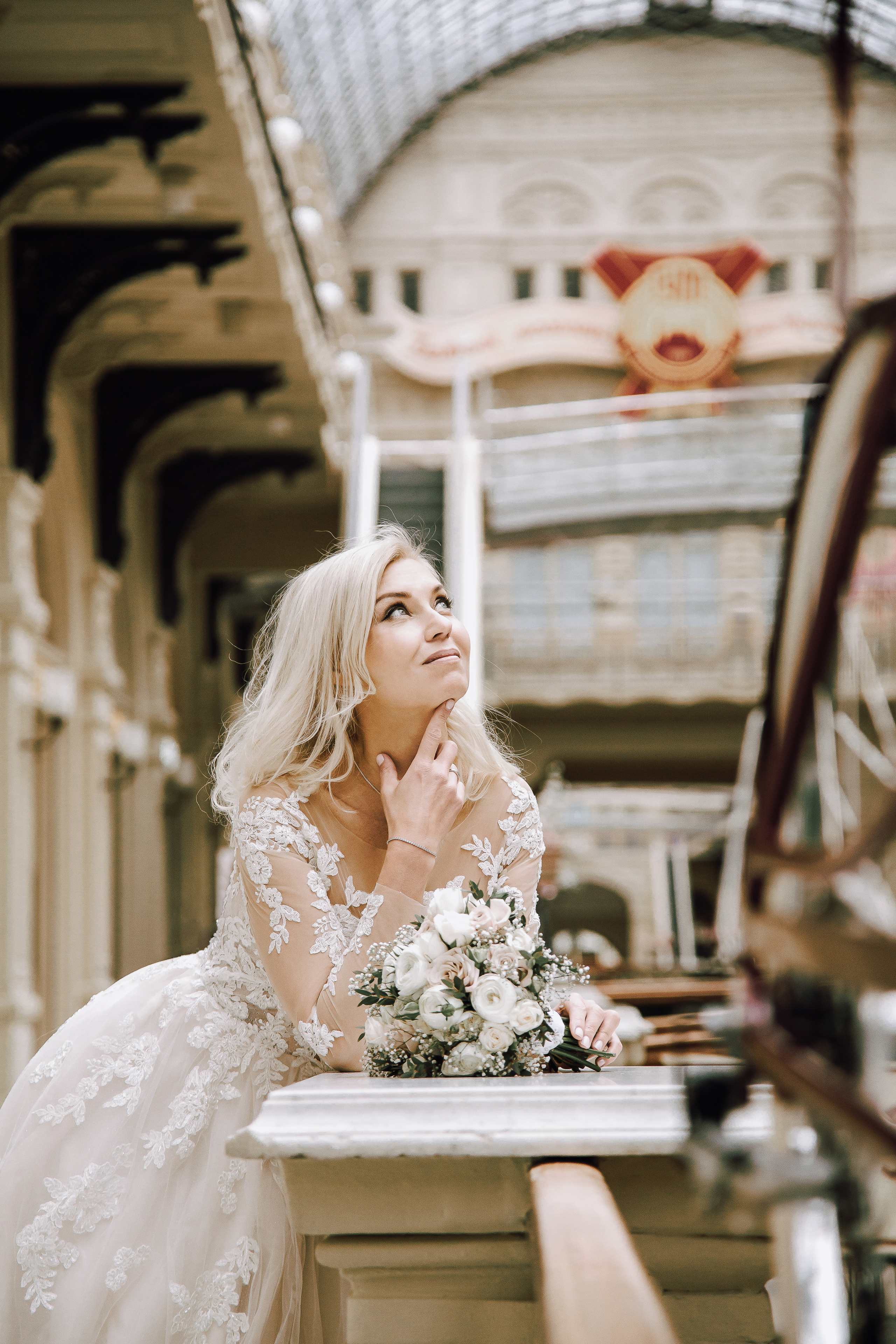 Свадебная прогулка. Свадебный Семейный Репортажный фотограф в Москве