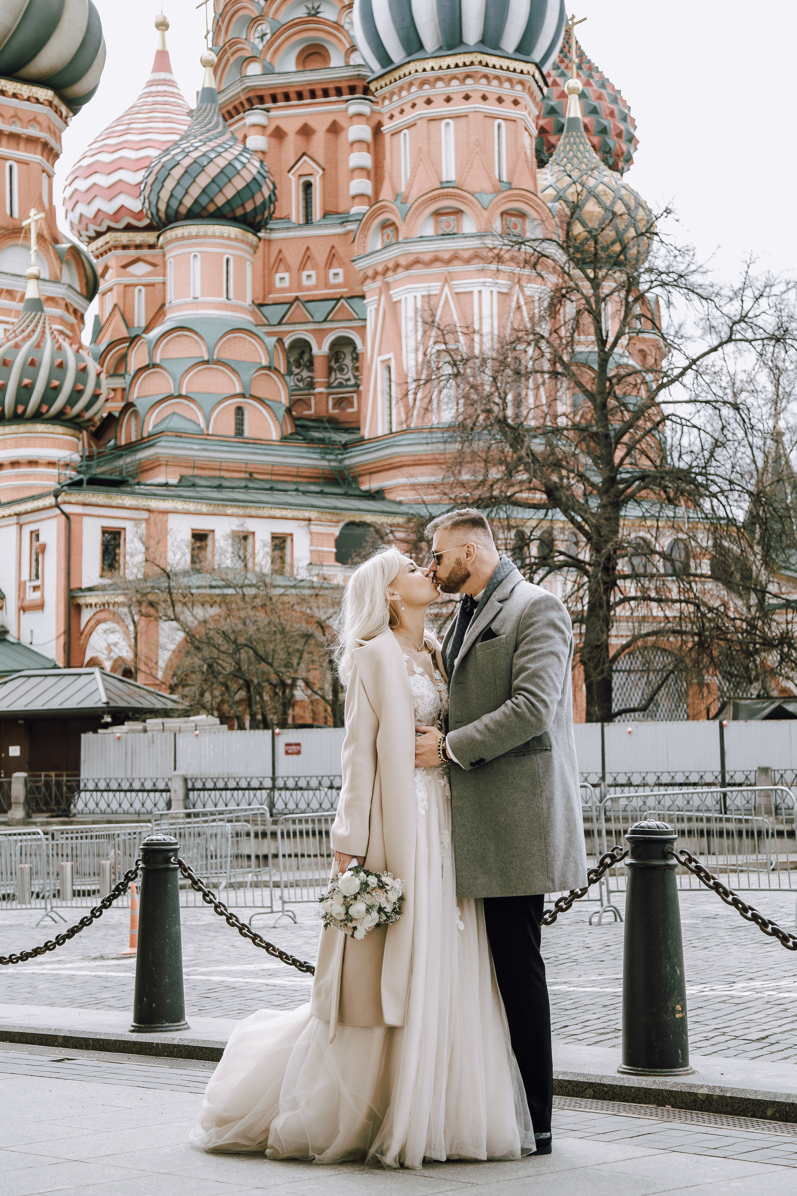 Свадебная прогулка. Свадебный Семейный Репортажный фотограф в Москве