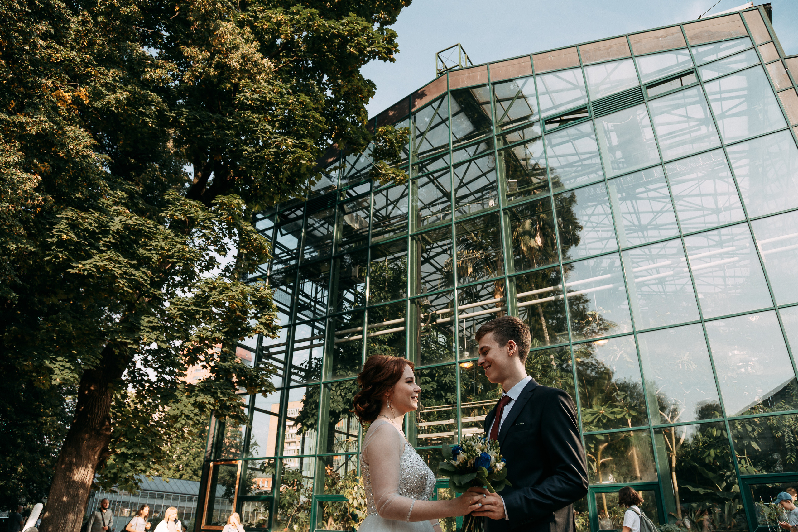 В ботаническом саду. Свадебный Семейный Репортажный фотограф в Москве