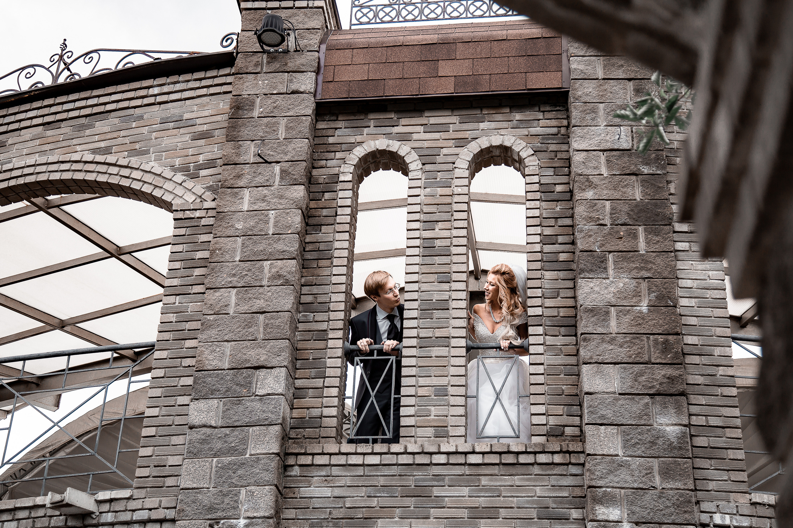 Свадьба в замке. Свадебный Семейный Репортажный фотограф в Москве