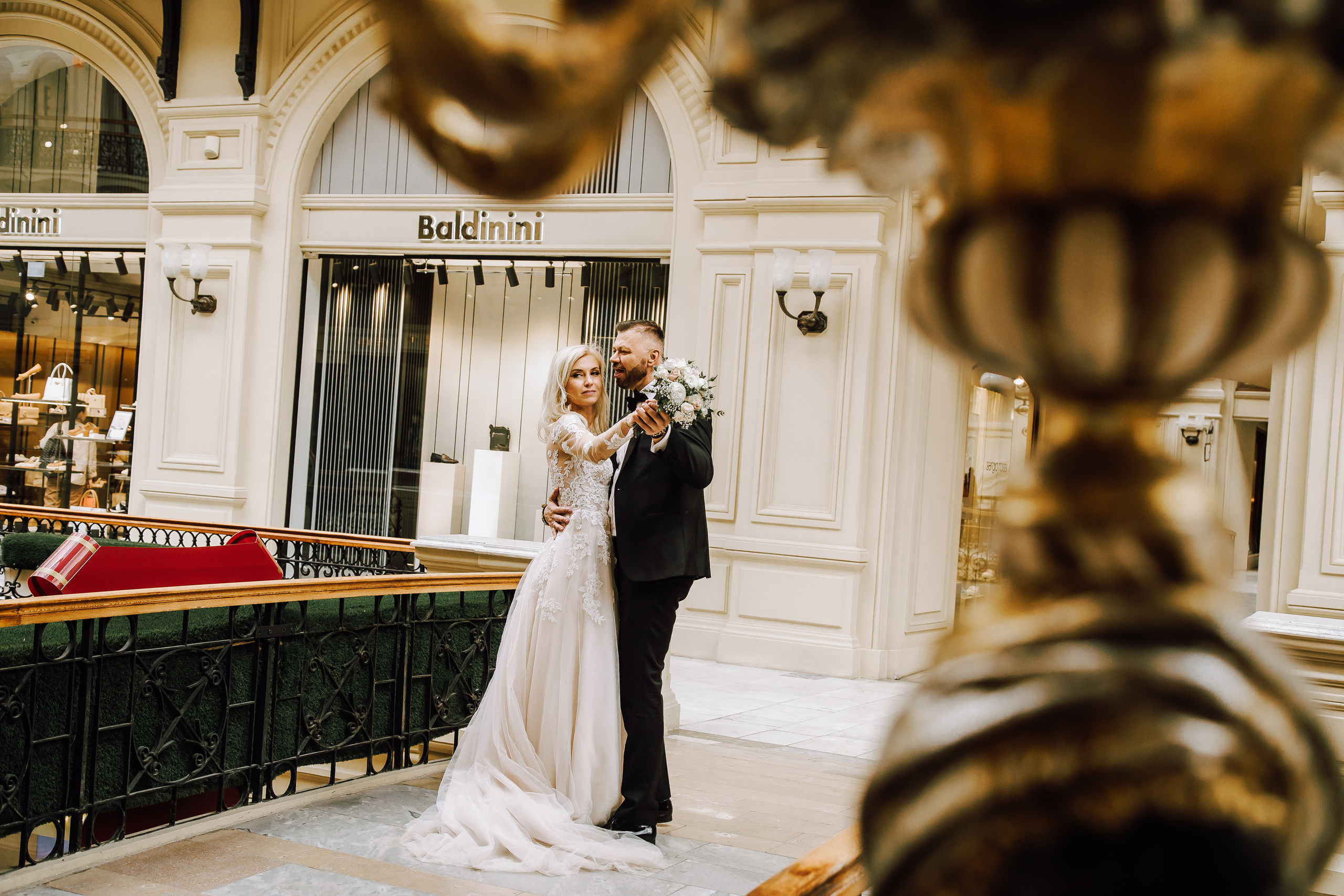 Свадебная прогулка. Свадебный Семейный Репортажный фотограф в Москве