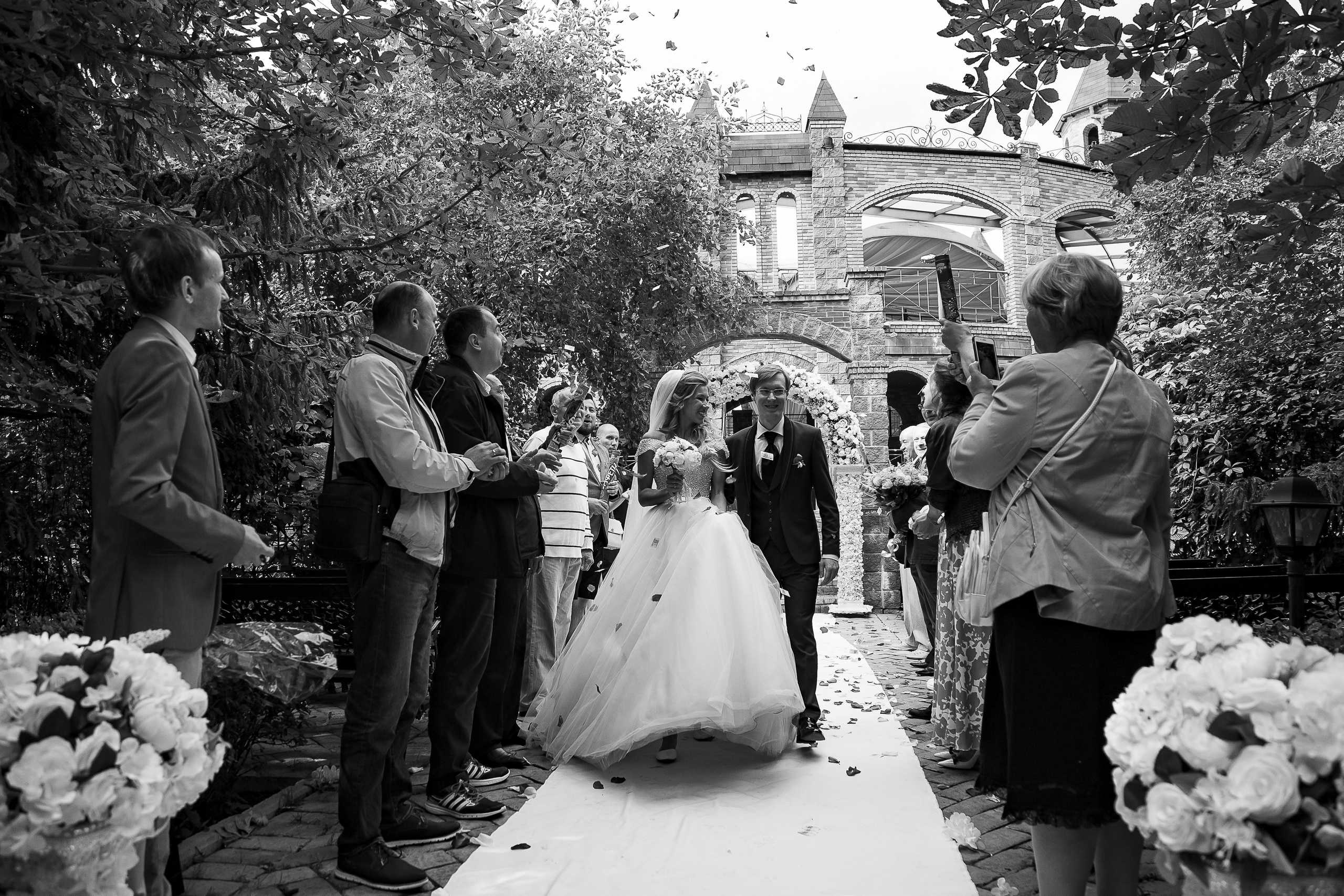 Свадьба в замке. Свадебный Семейный Репортажный фотограф в Москве