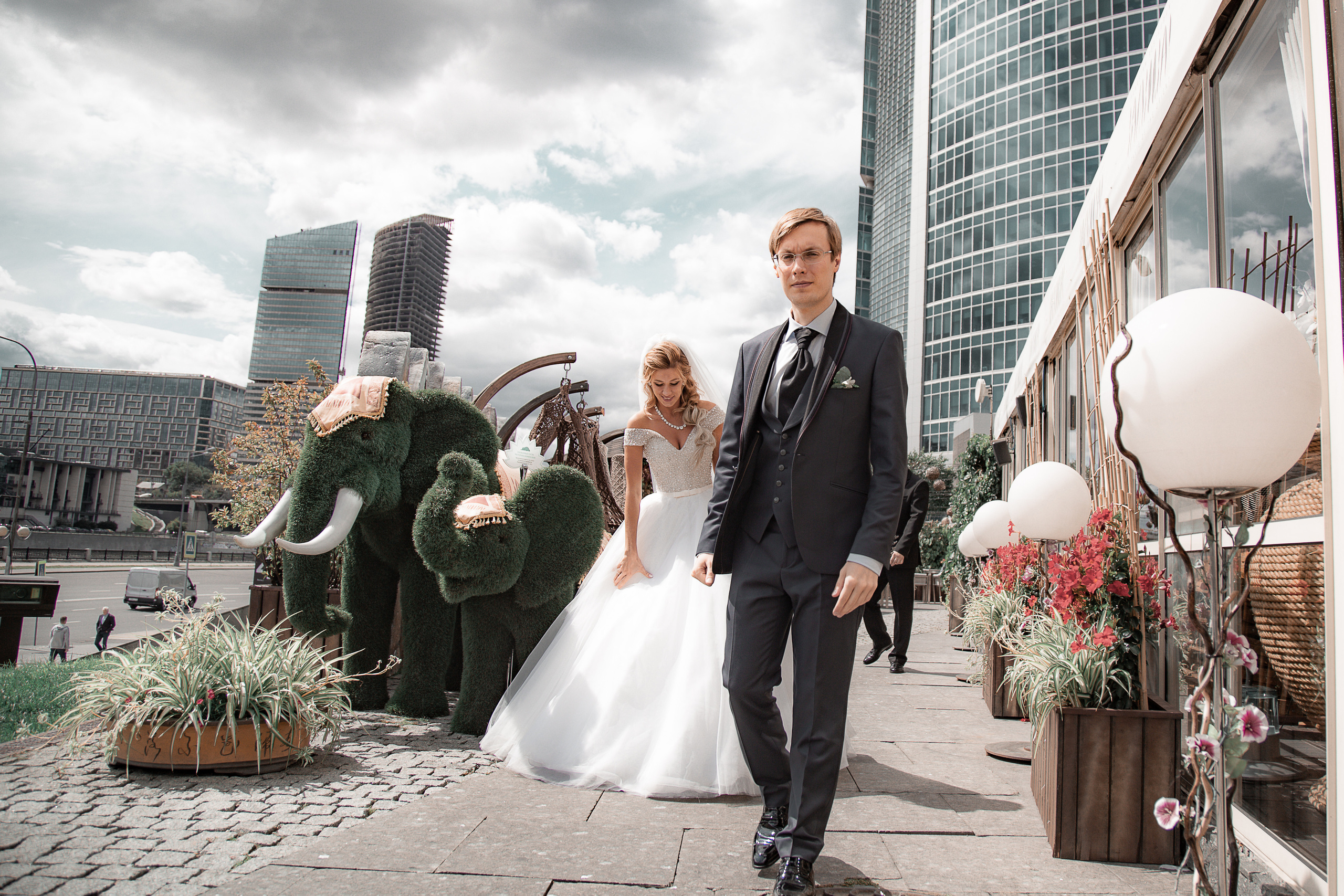 Свадьба в замке. Свадебный Семейный Репортажный фотограф в Москве