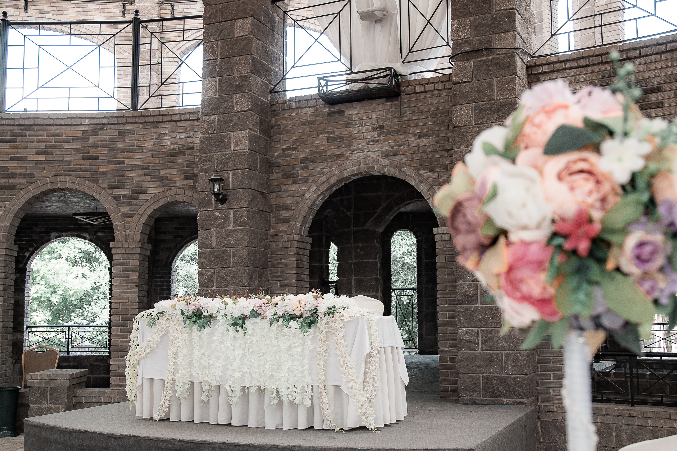 Свадьба в замке. Свадебный Семейный Репортажный фотограф в Москве