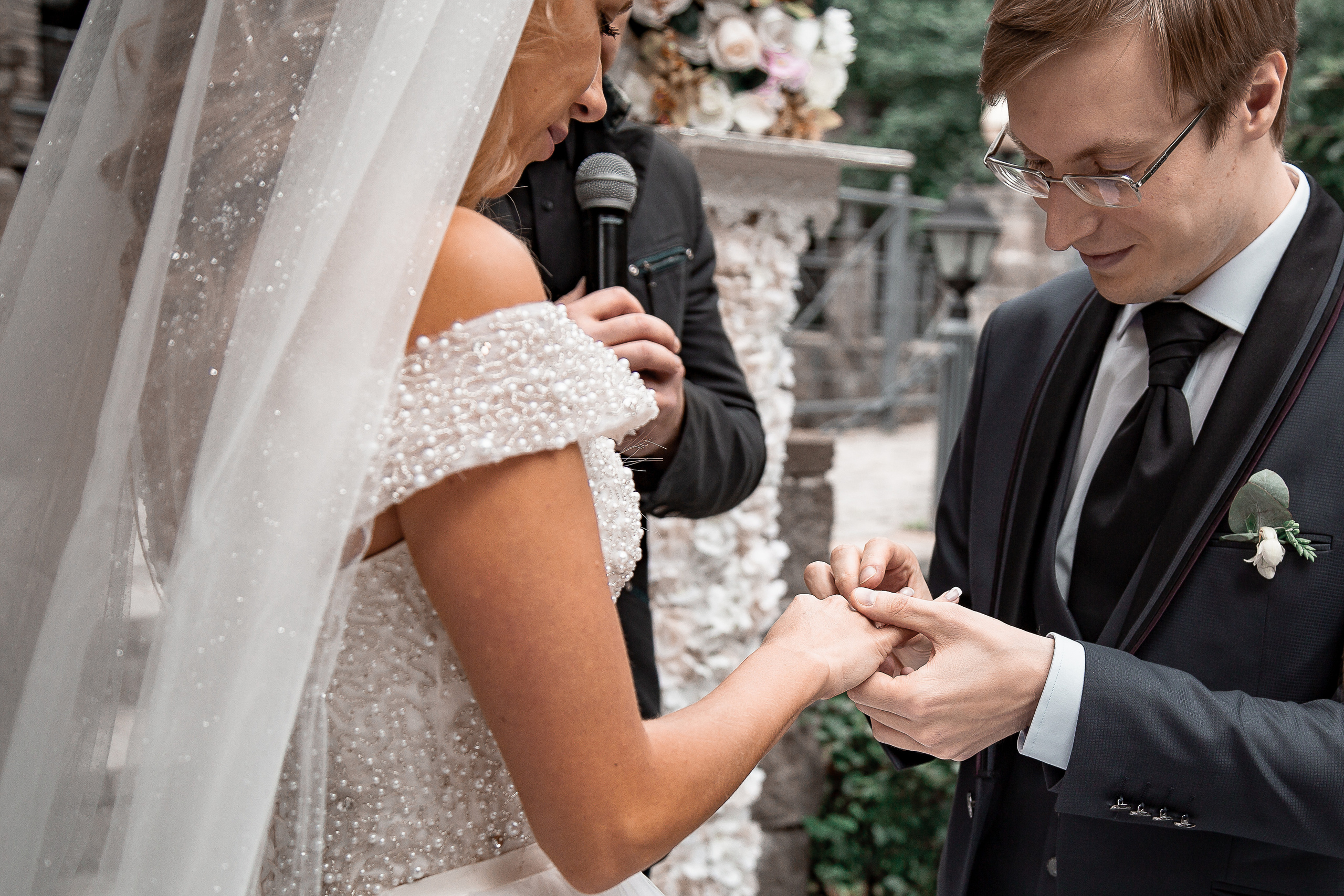 Свадьба в замке. Свадебный Семейный Репортажный фотограф в Москве