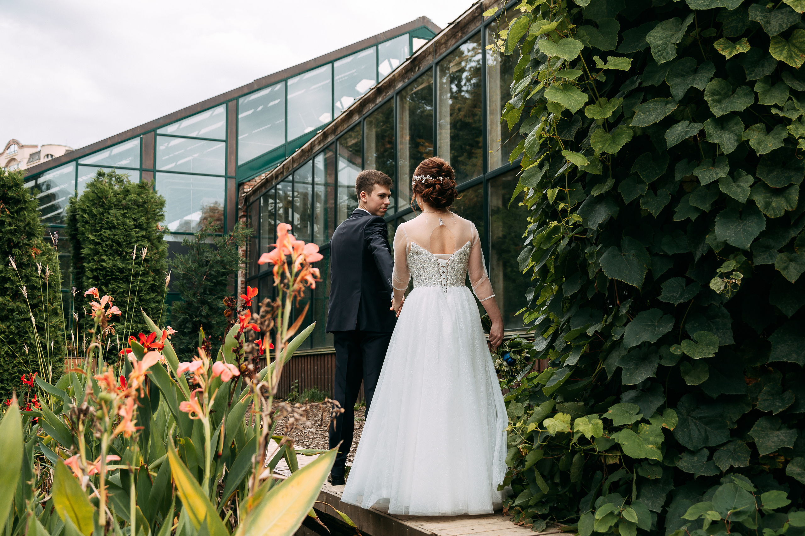 В ботаническом саду. Свадебный Семейный Репортажный фотограф в Москве