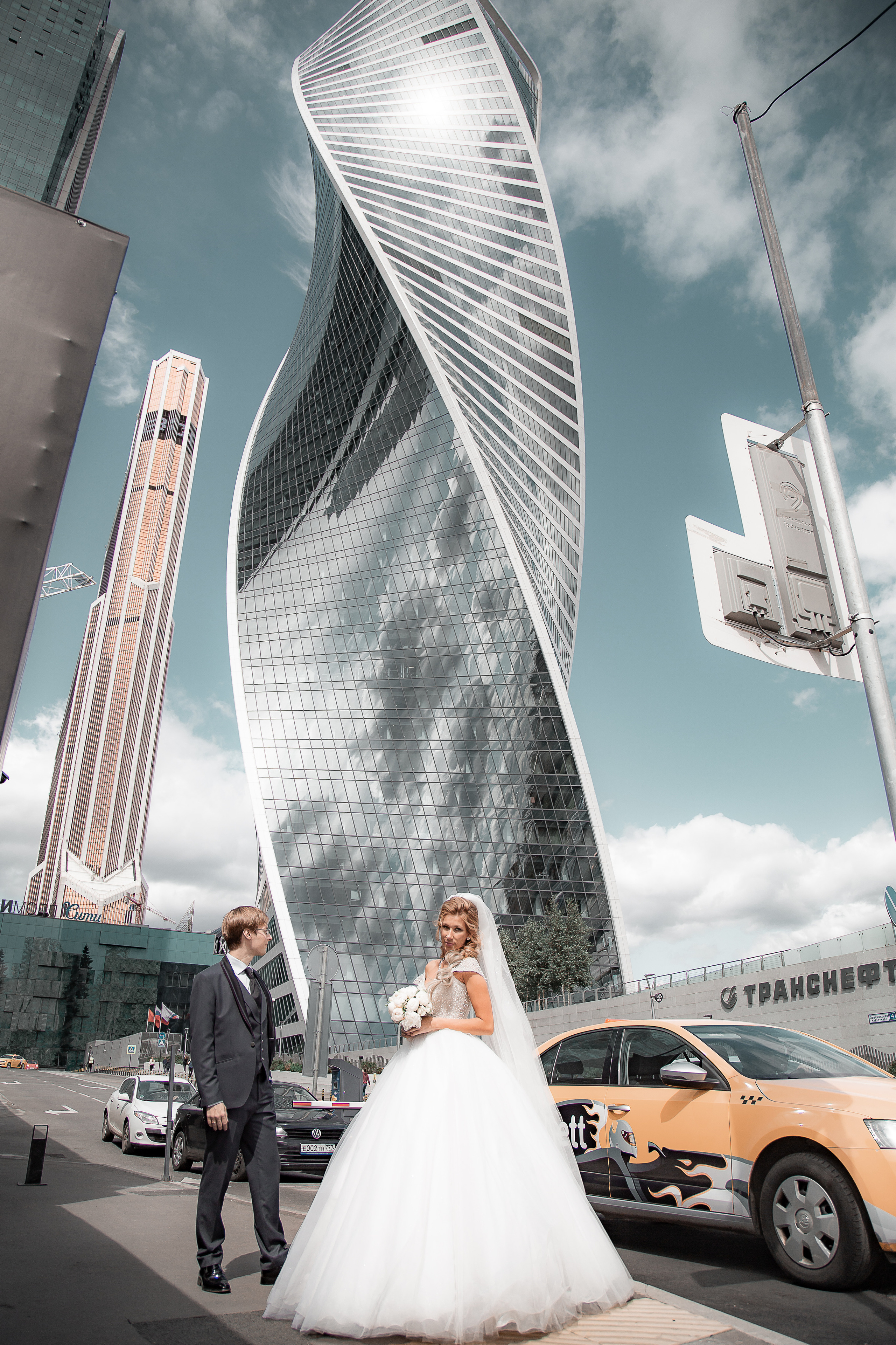 Свадьба в замке. Свадебный Семейный Репортажный фотограф в Москве