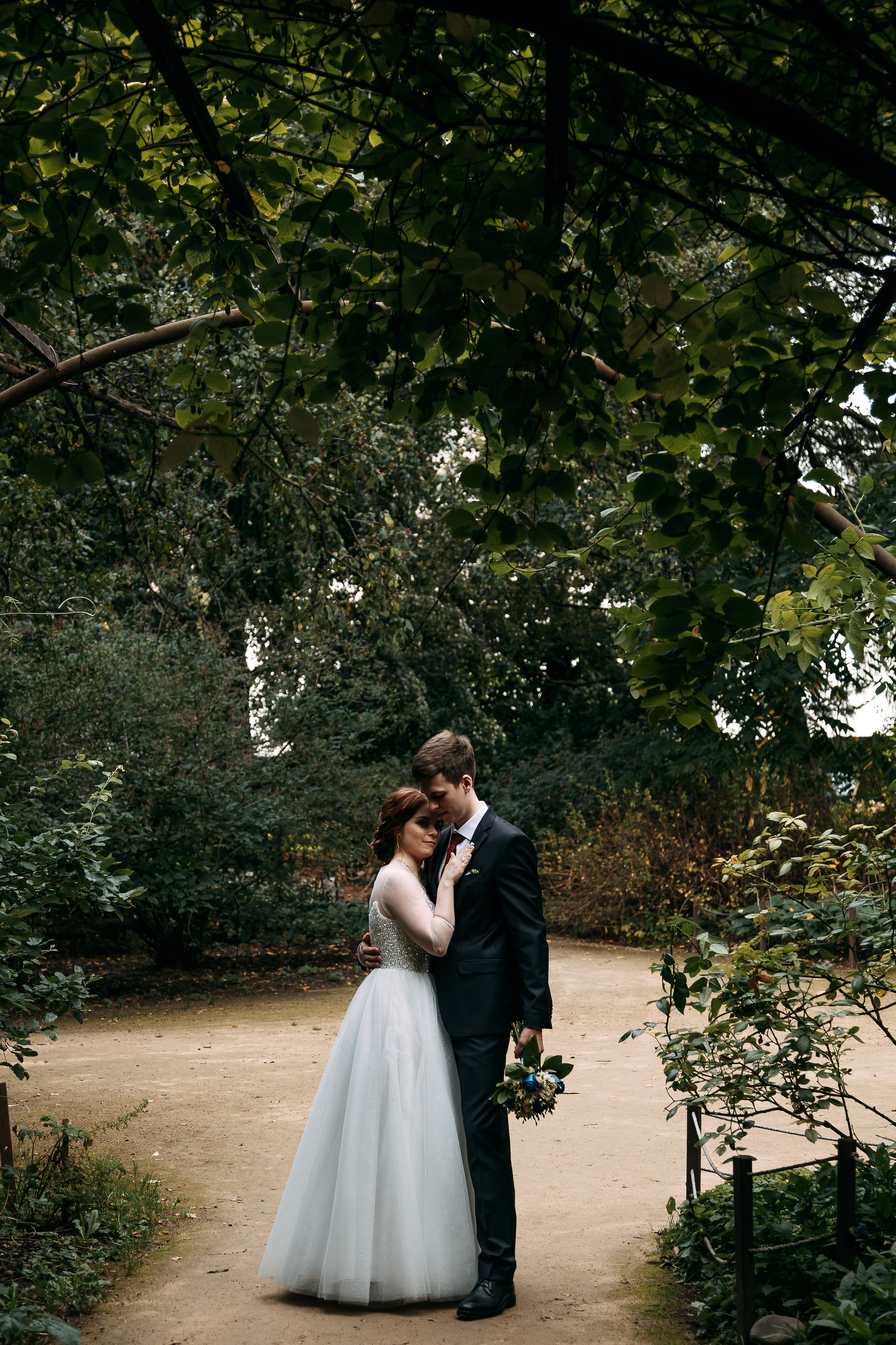 В ботаническом саду. Свадебный Семейный Репортажный фотограф в Москве