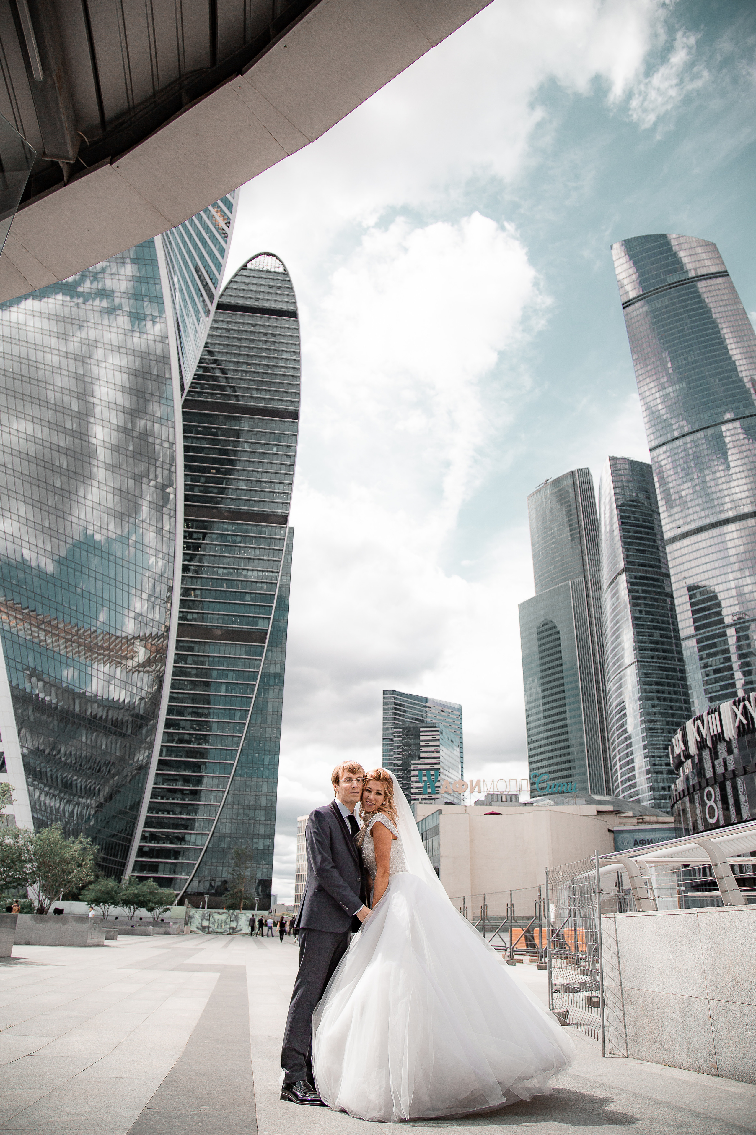 Свадьба в замке. Свадебный Семейный Репортажный фотограф в Москве