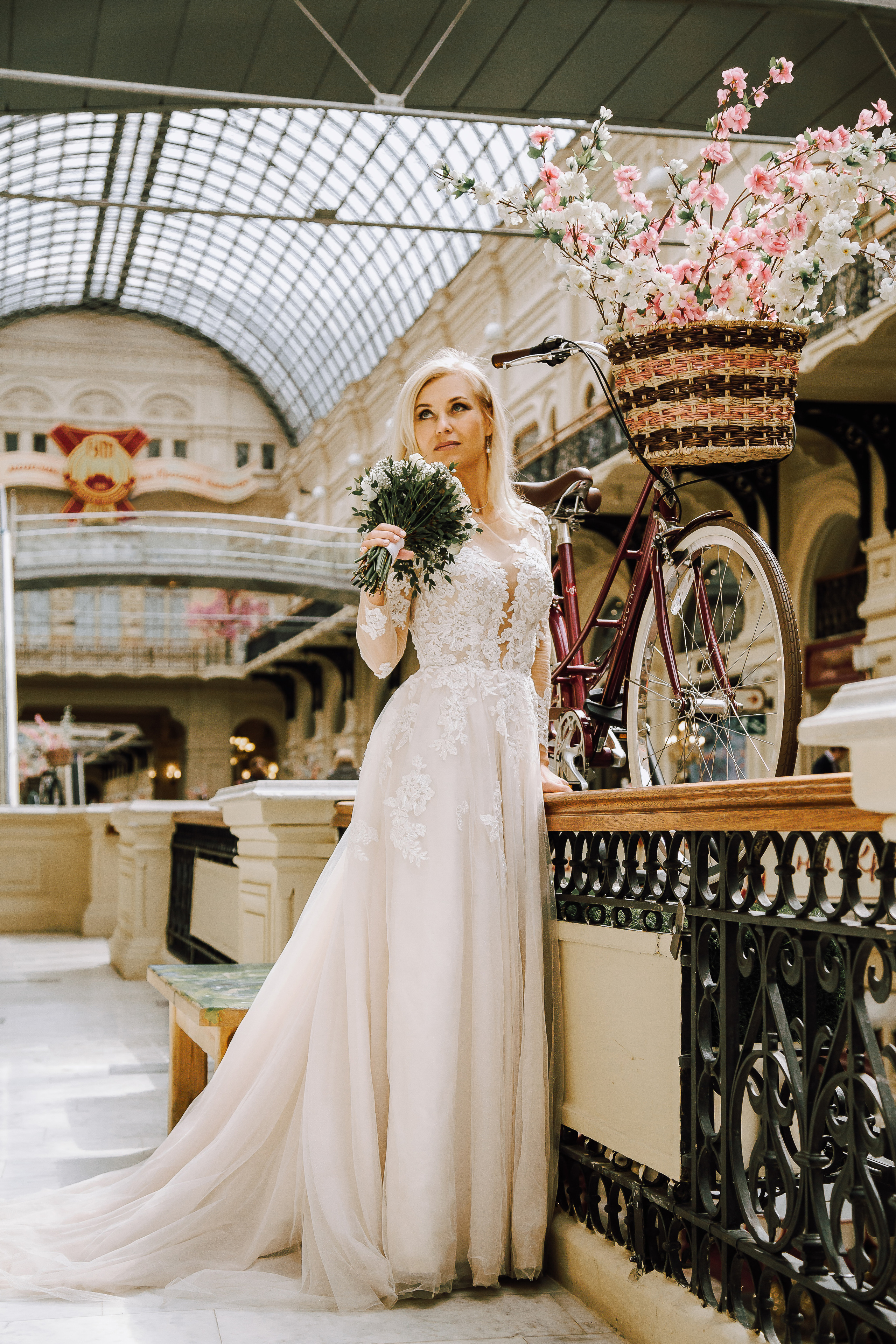 Свадебная прогулка. Свадебный Семейный Репортажный фотограф в Москве