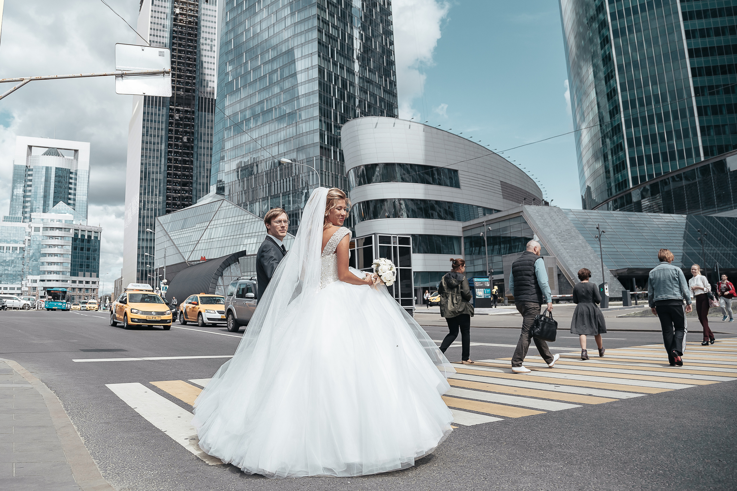 Свадьба в замке. Свадебный Семейный Репортажный фотограф в Москве