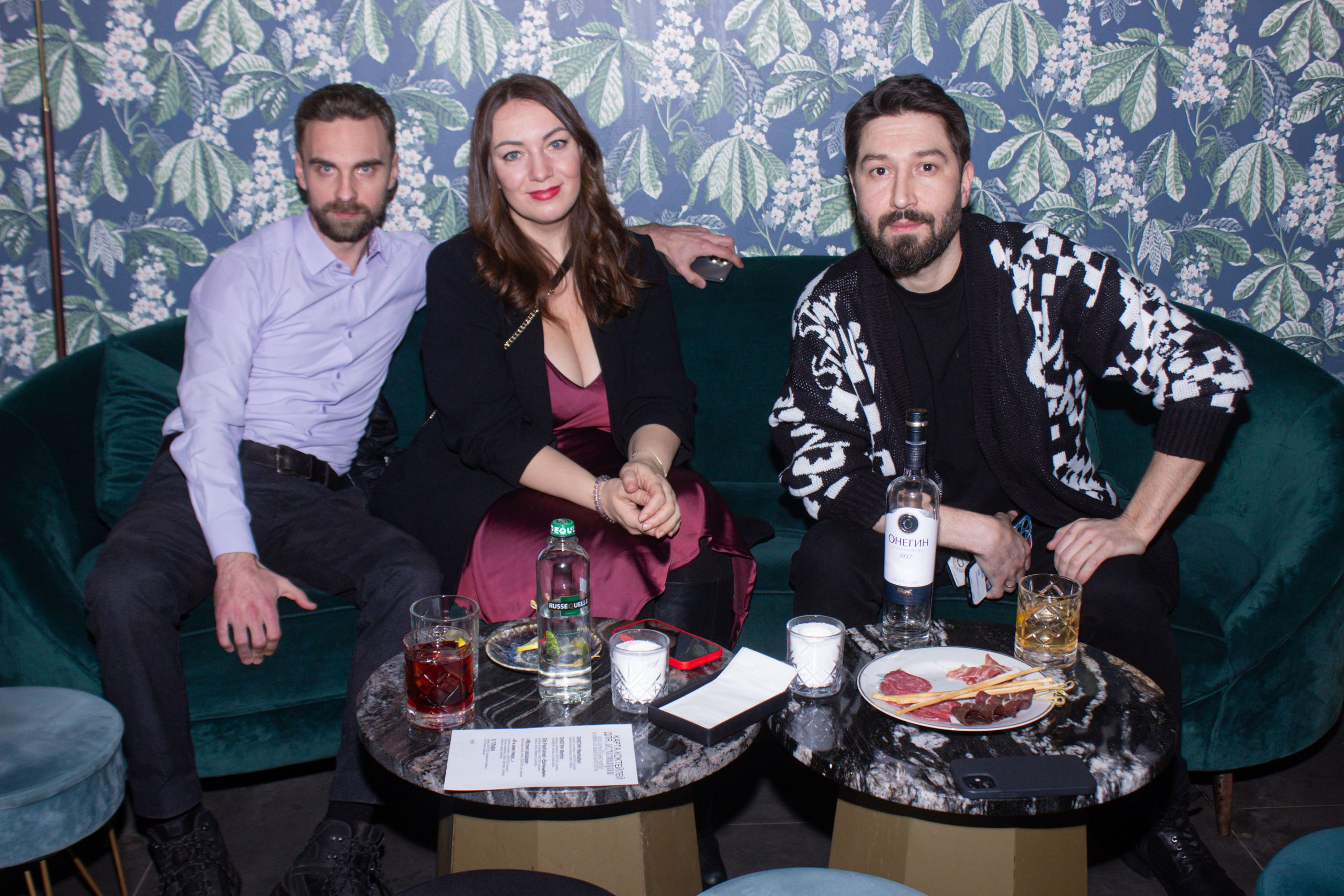 Саша Алмазова | Кабаре ШУМ. Юля Мурашова портретный и документальный фотограф