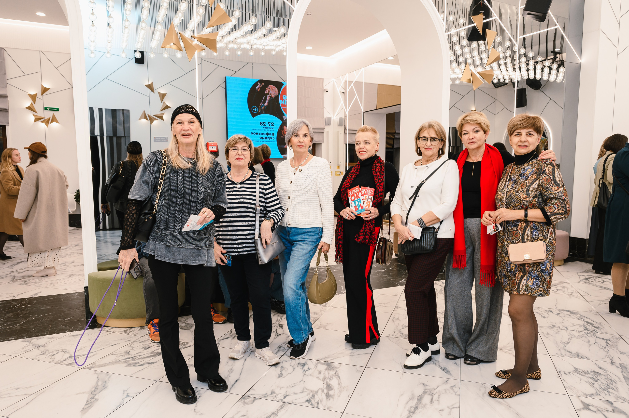 Театр кукол: «Птифуры. Бабушки». Свадебный и просто хороший фотограф в Челябинске