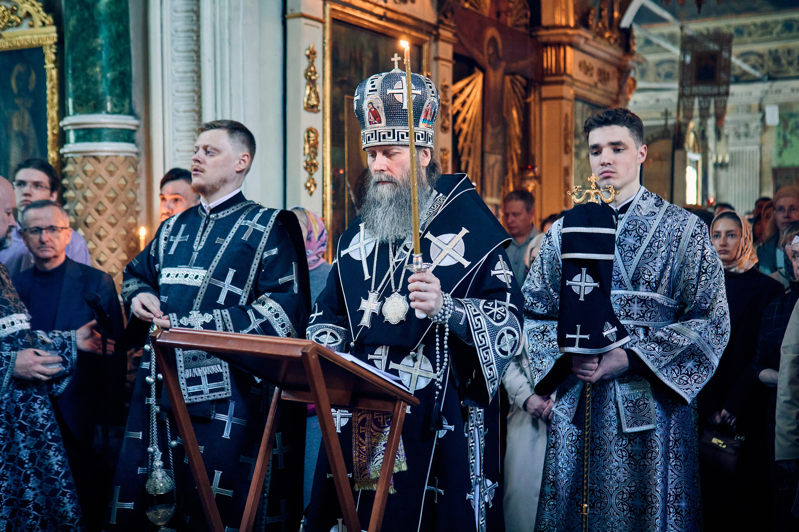 Вечерня с выносом Плащаницы Спасителя Плач Пресвятой Богородицы. DMITRY MOISEENKO — фотограф, художник, топ-стилист