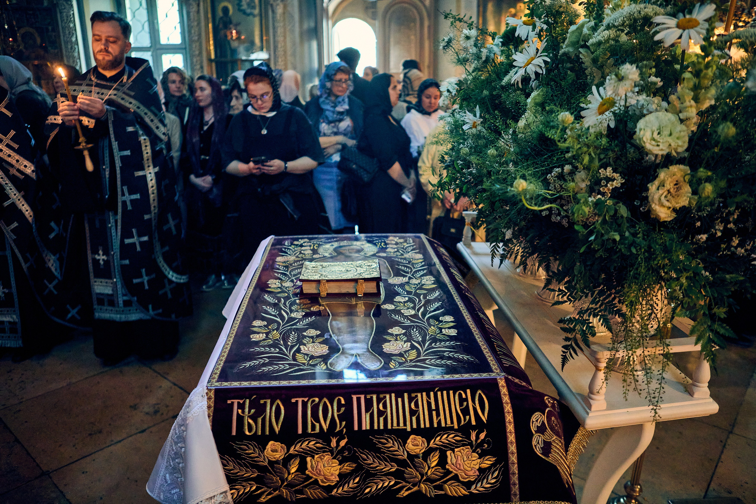 Утреня Погребение Спасителя. DMITRY MOISEENKO — фотограф, художник, топ-стилист
