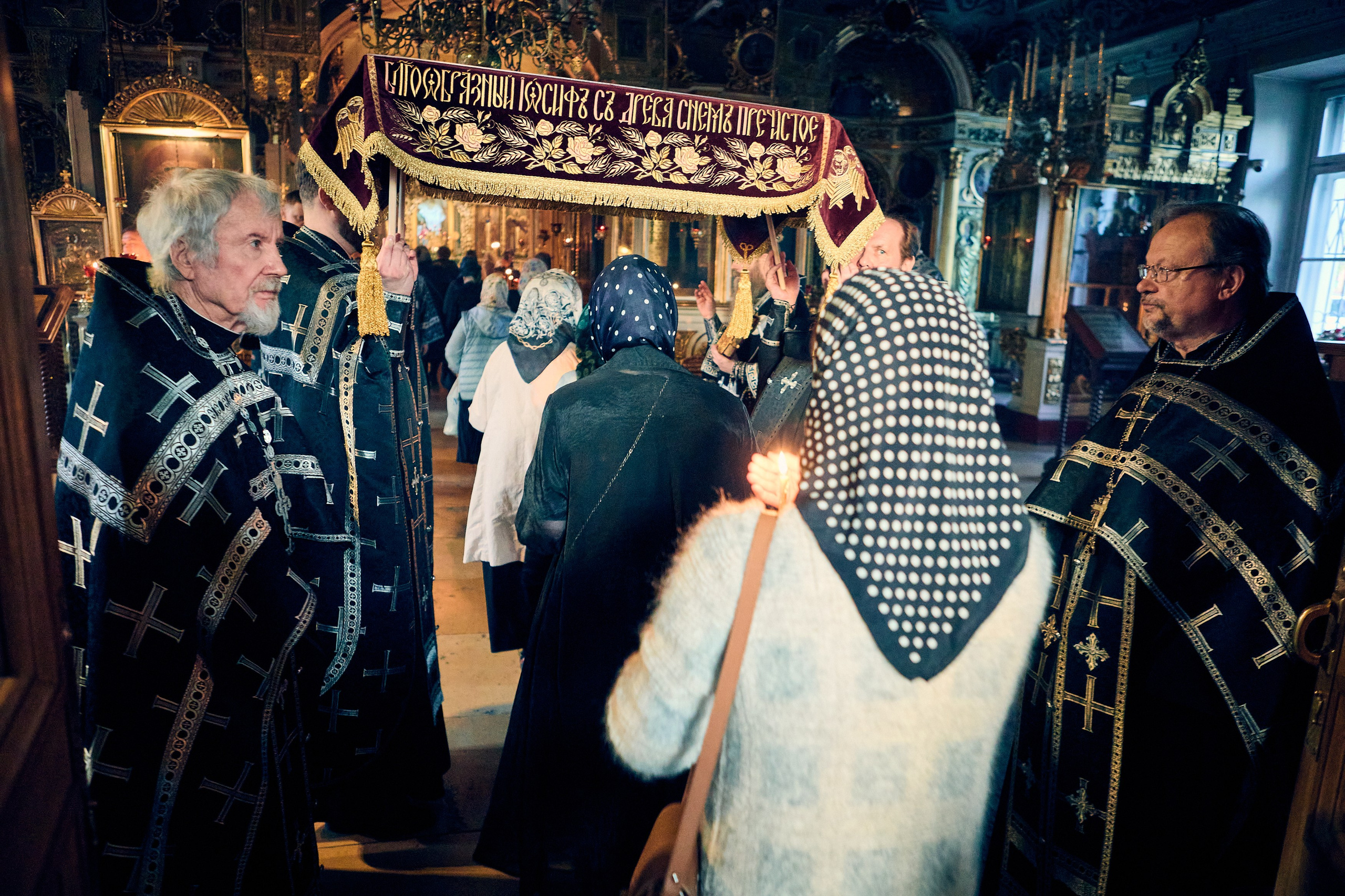 Утреня Погребение Спасителя. DMITRY MOISEENKO — фотограф, художник, топ-стилист