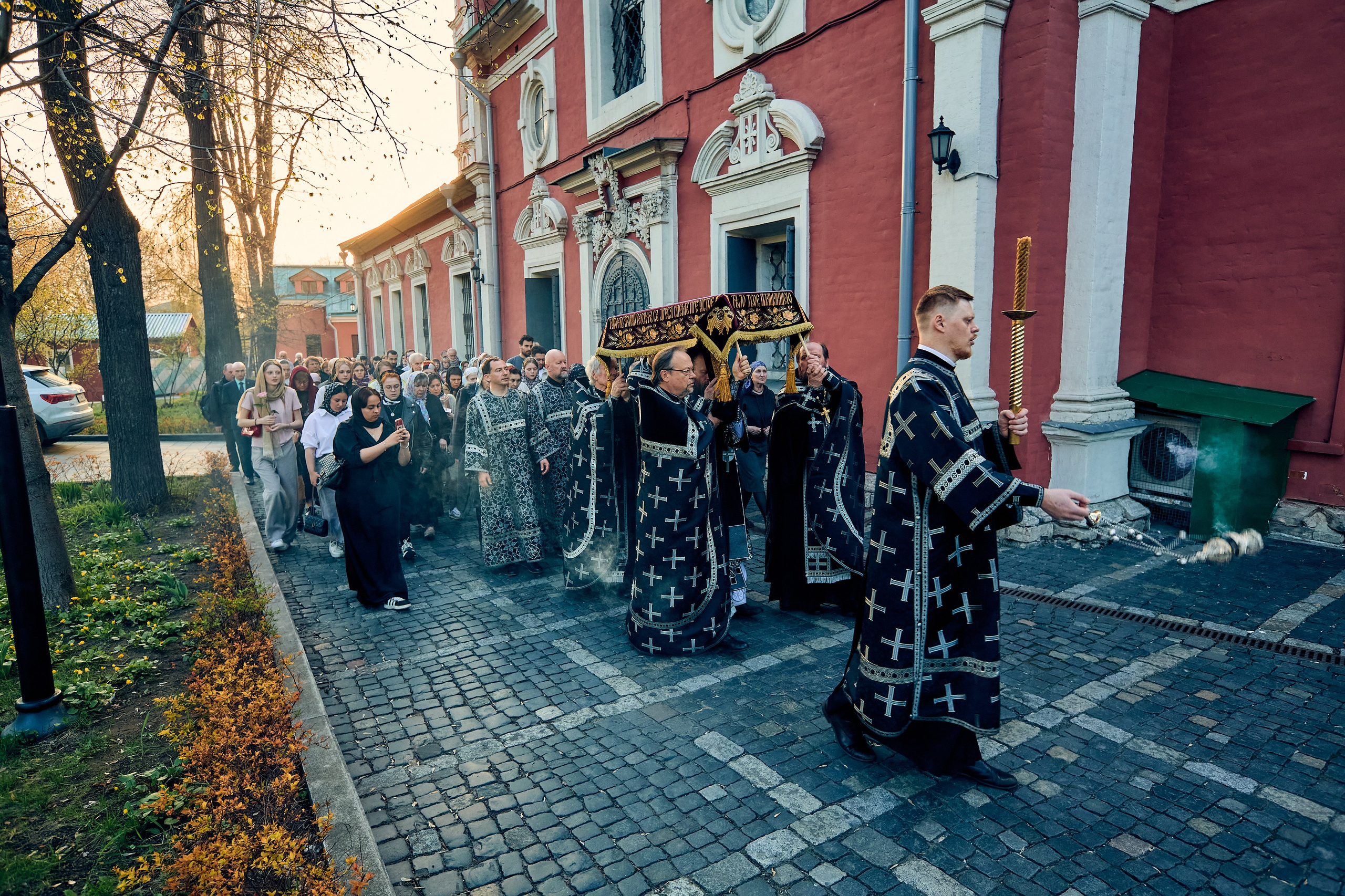 Утреня. Погребение Спасителя. DMITRY MOISEENKO — фотограф, художник, топ-стилист