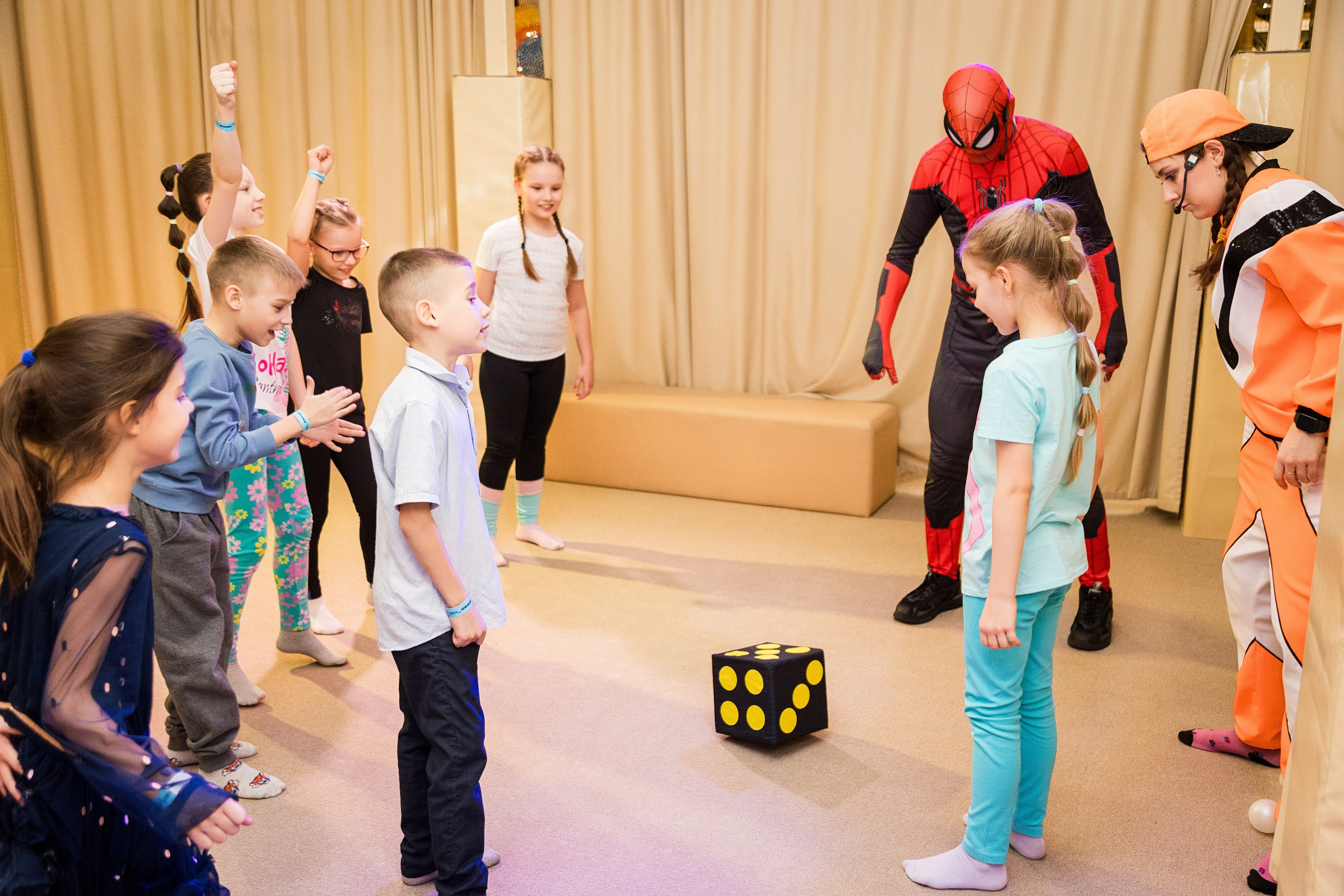 Юле 8 лет. Детский фотограф видеограф в Хабаровске Михаил Орлов