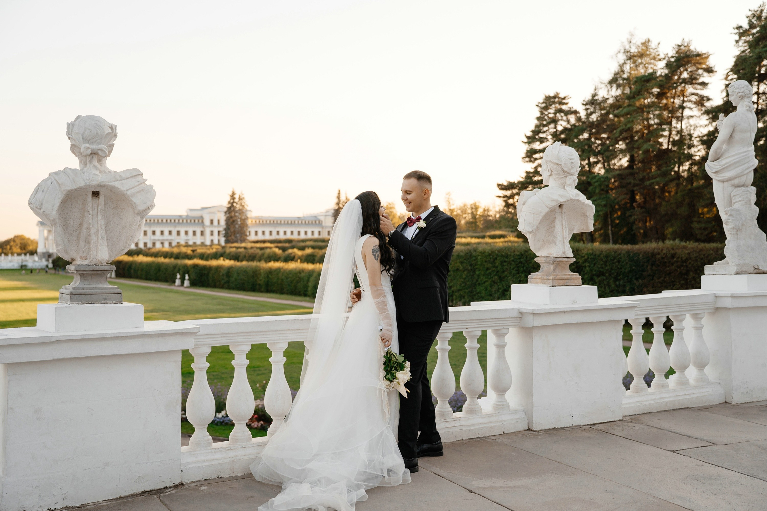 Свадьба в усадьбе Архангельское. Свадебный и семейный фотограф в Москве Светлана Зоткина