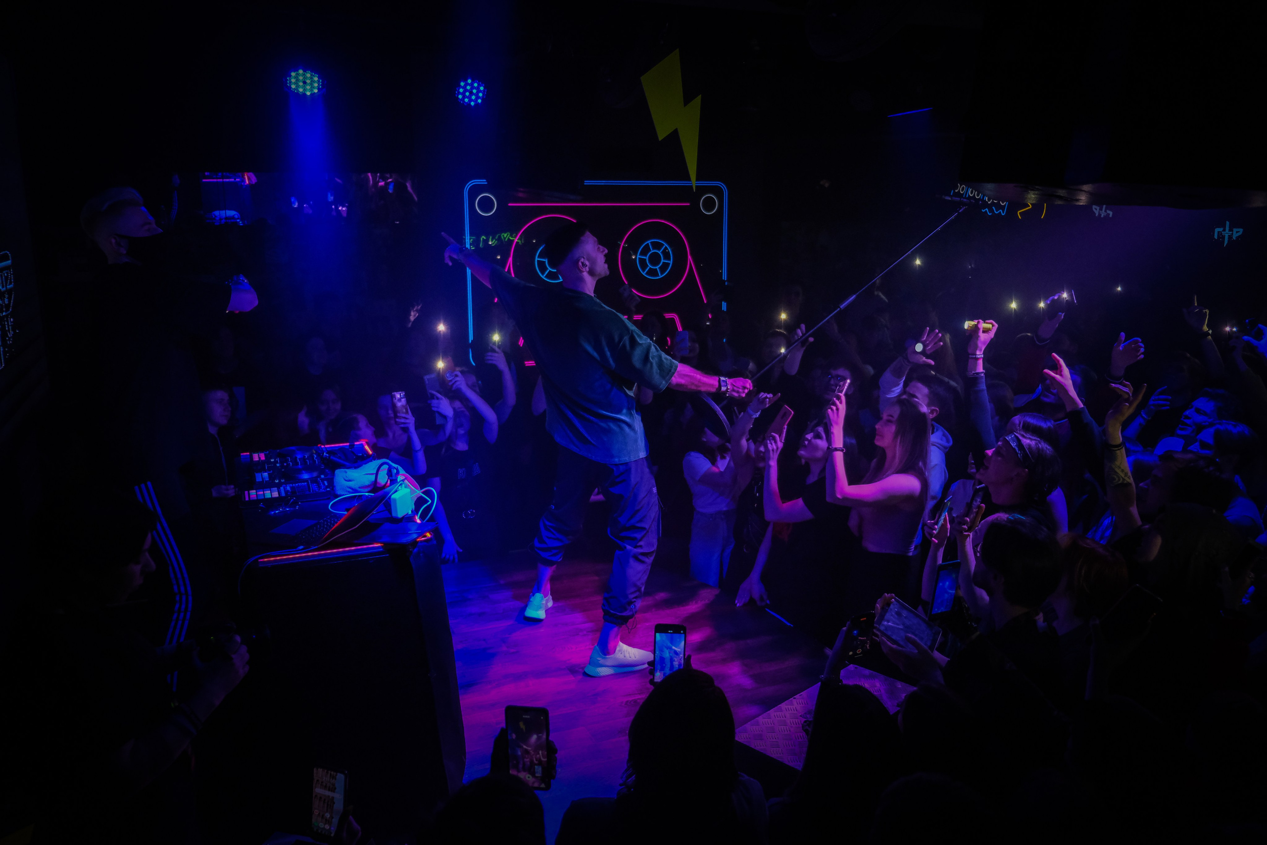 Гарри Топор/Тони Раут, 27.03.22, Руки Вверх Бар, Уфа. Репортажный фотограф, Санкт-Петербург