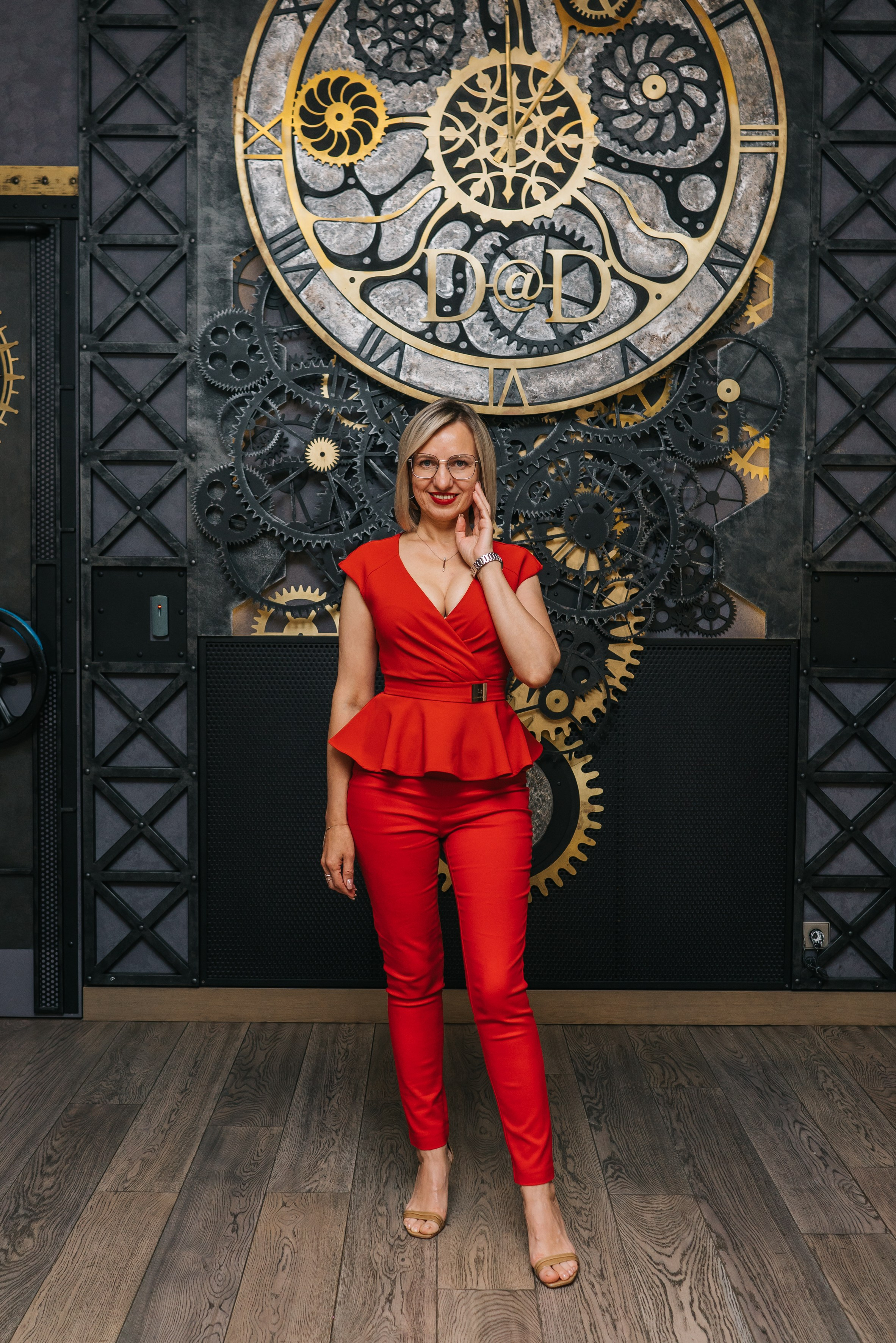 Бизнес-стендап. Женский фотограф в Москве Анастасия Сидорова