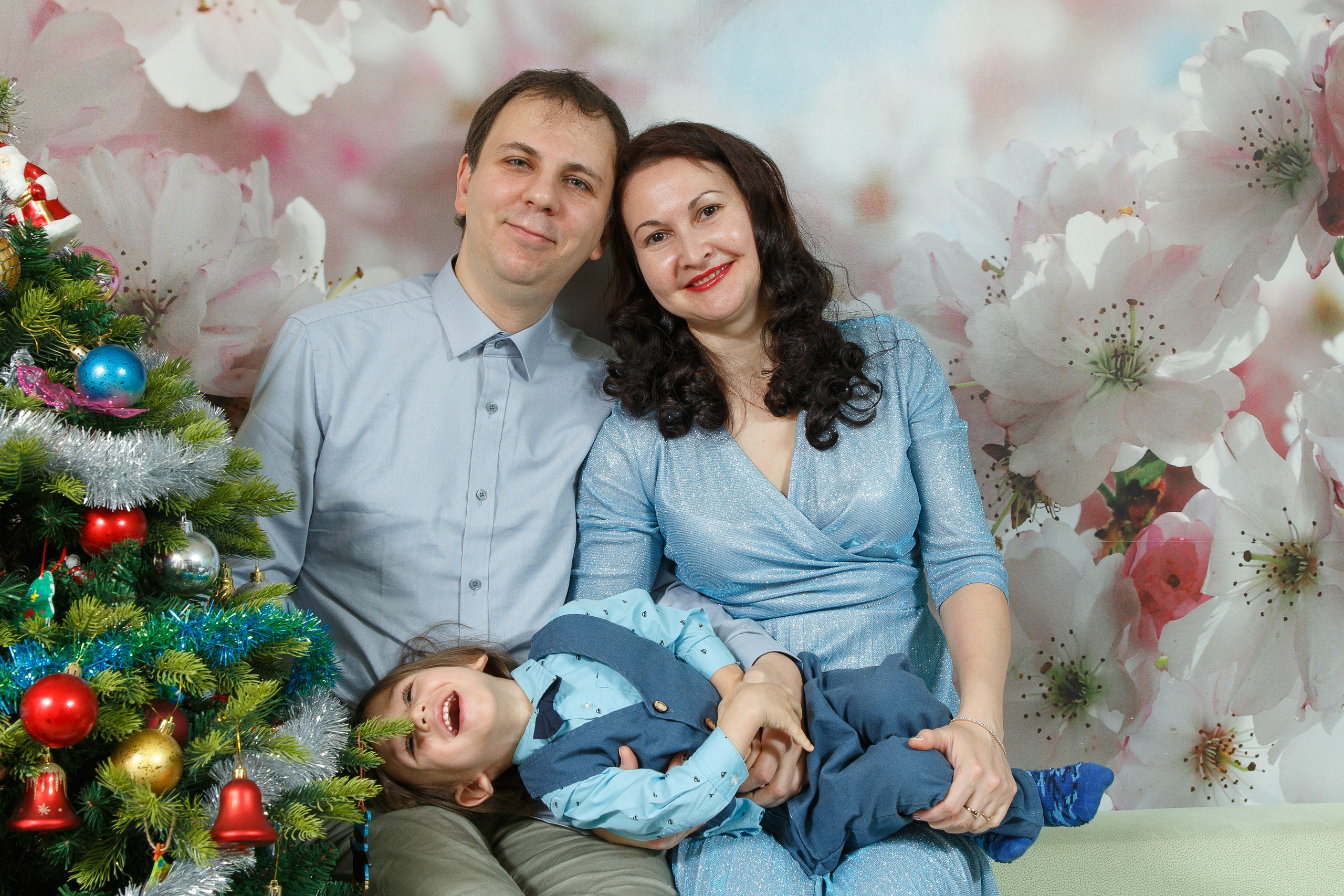 Юля Сергей Настя Олег и Серёжка ч.2. Школьные выпускные альбомы в Москве Марина Николаева