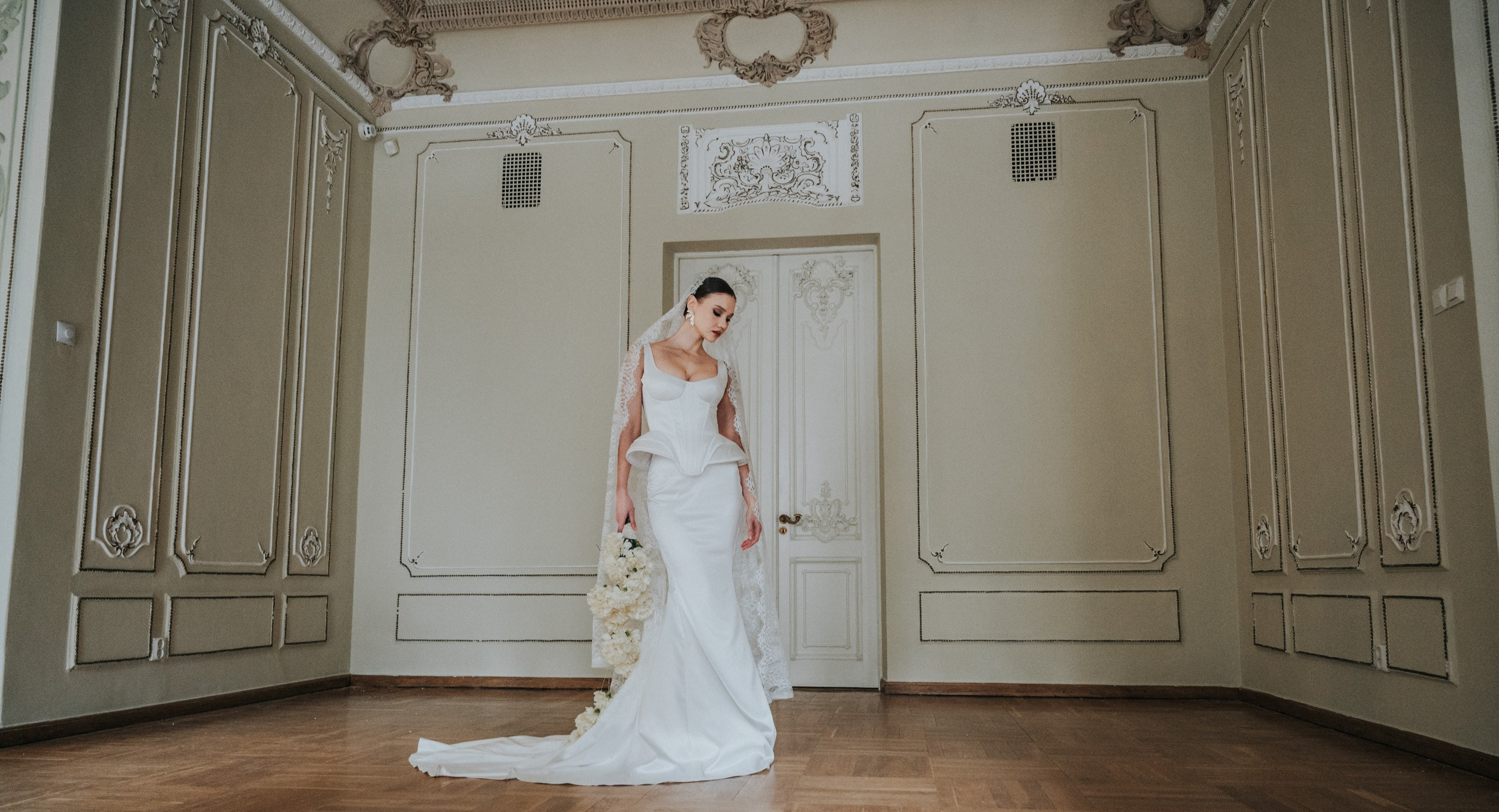 Особняк Ермолинского. Свадебный фотограф в Белгороде, Воронеже, Алексеевке, Старом Осколе, Губкине, Россоши