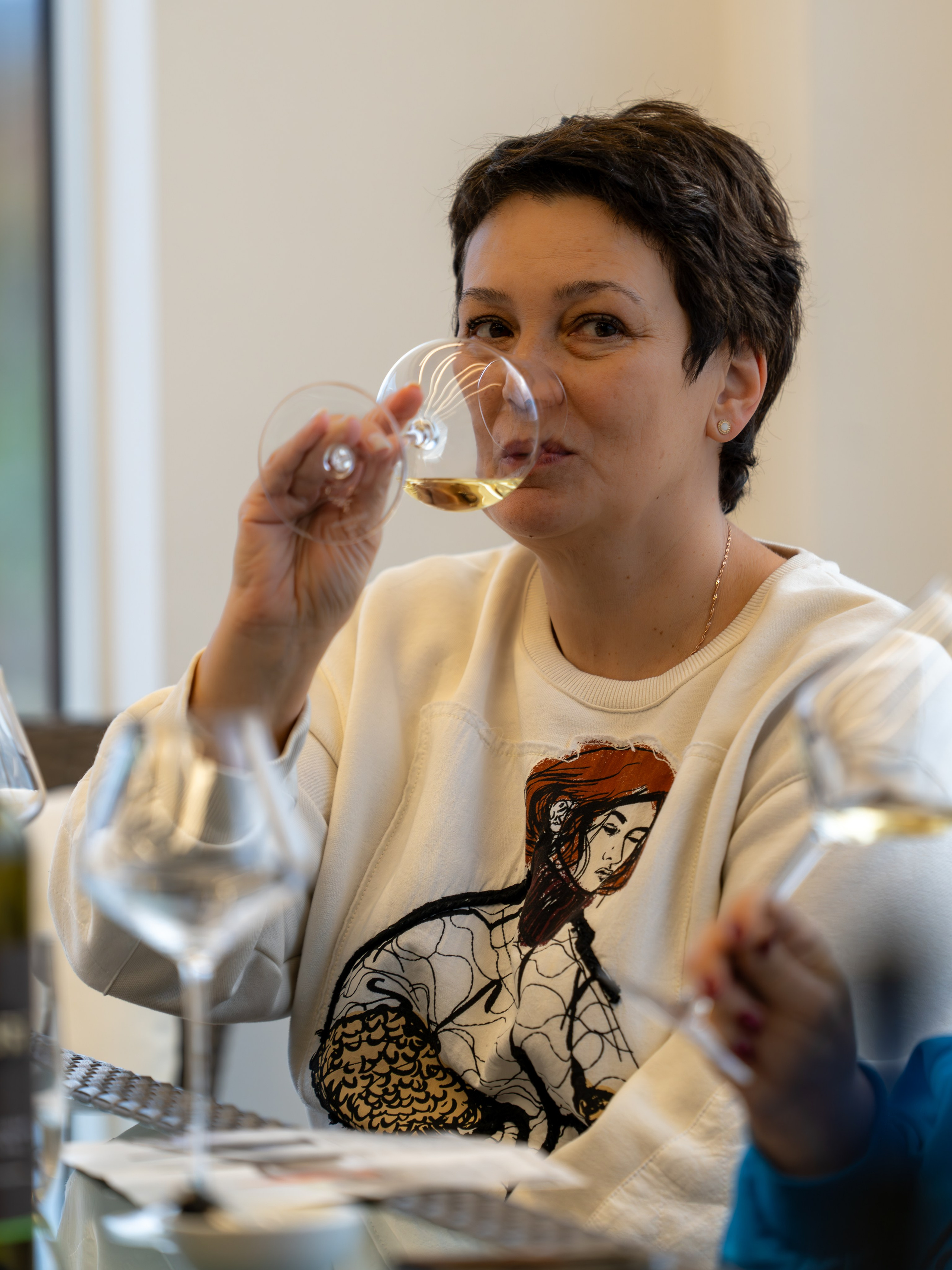 Литературная мастерская с Ольгой Шутовой в «Винотеррии». Репортажный фотограф в Красной Поляне и Сочи Павлюченко Екатерина