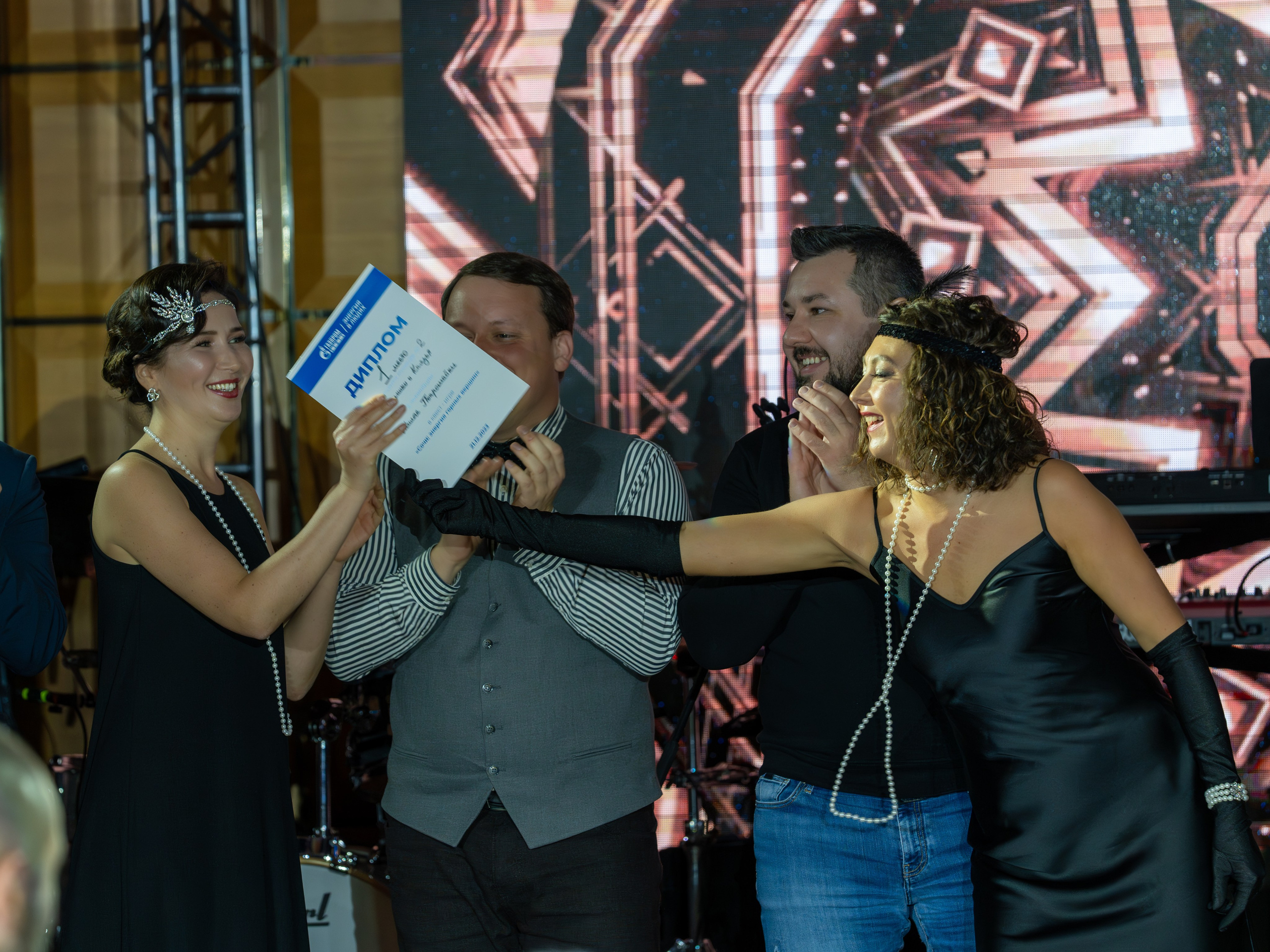 Новый год в стиле Great Gatsby. Репортажный фотограф в Красной Поляне и Сочи Павлюченко Екатерина