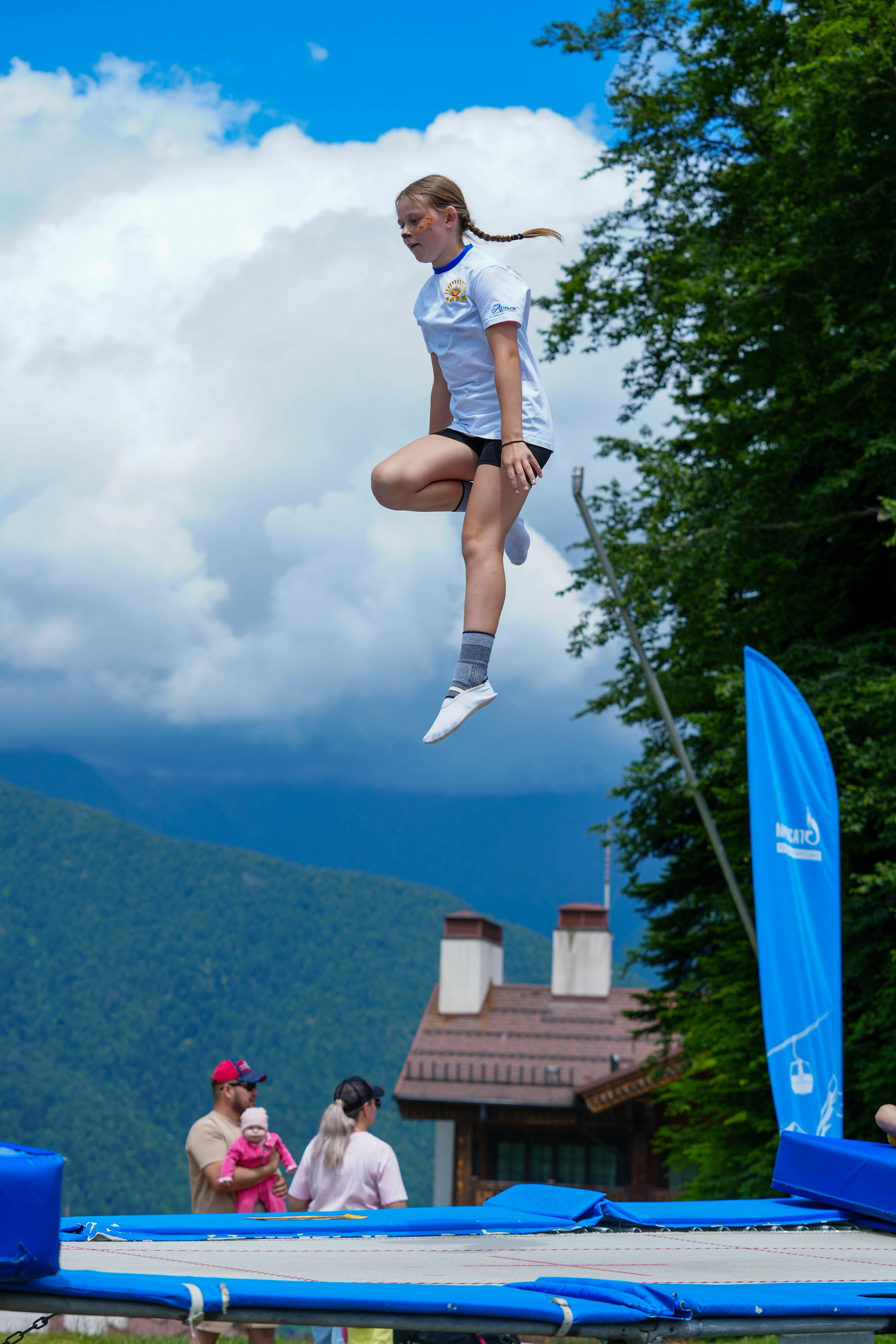 День леопарда на курорте Газпром Поляна. Репортажный фотограф в Красной Поляне и Сочи Павлюченко Екатерина