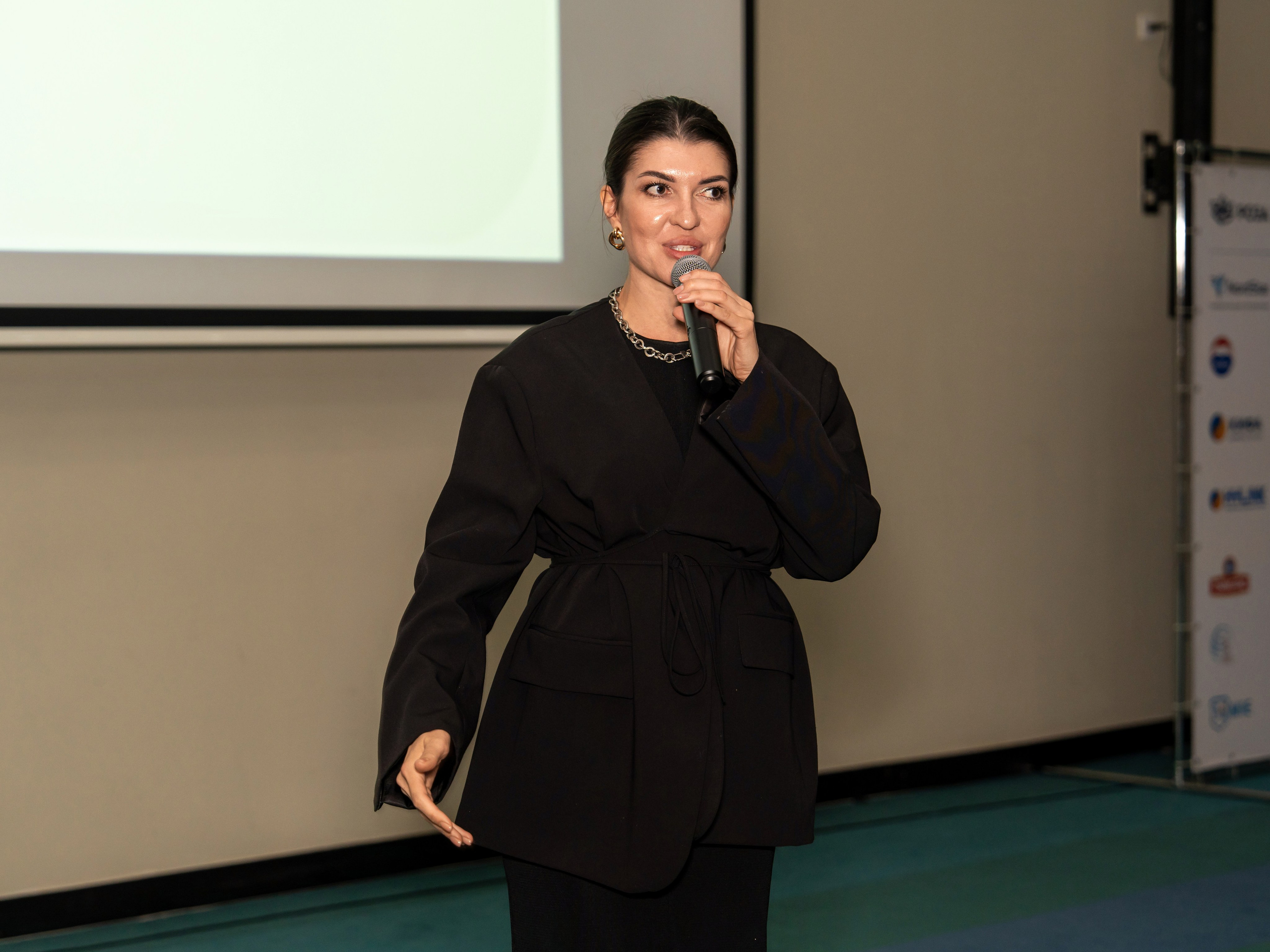 ChinaRosaFest 2024. Репортажный фотограф в Красной Поляне и Сочи Павлюченко Екатерина