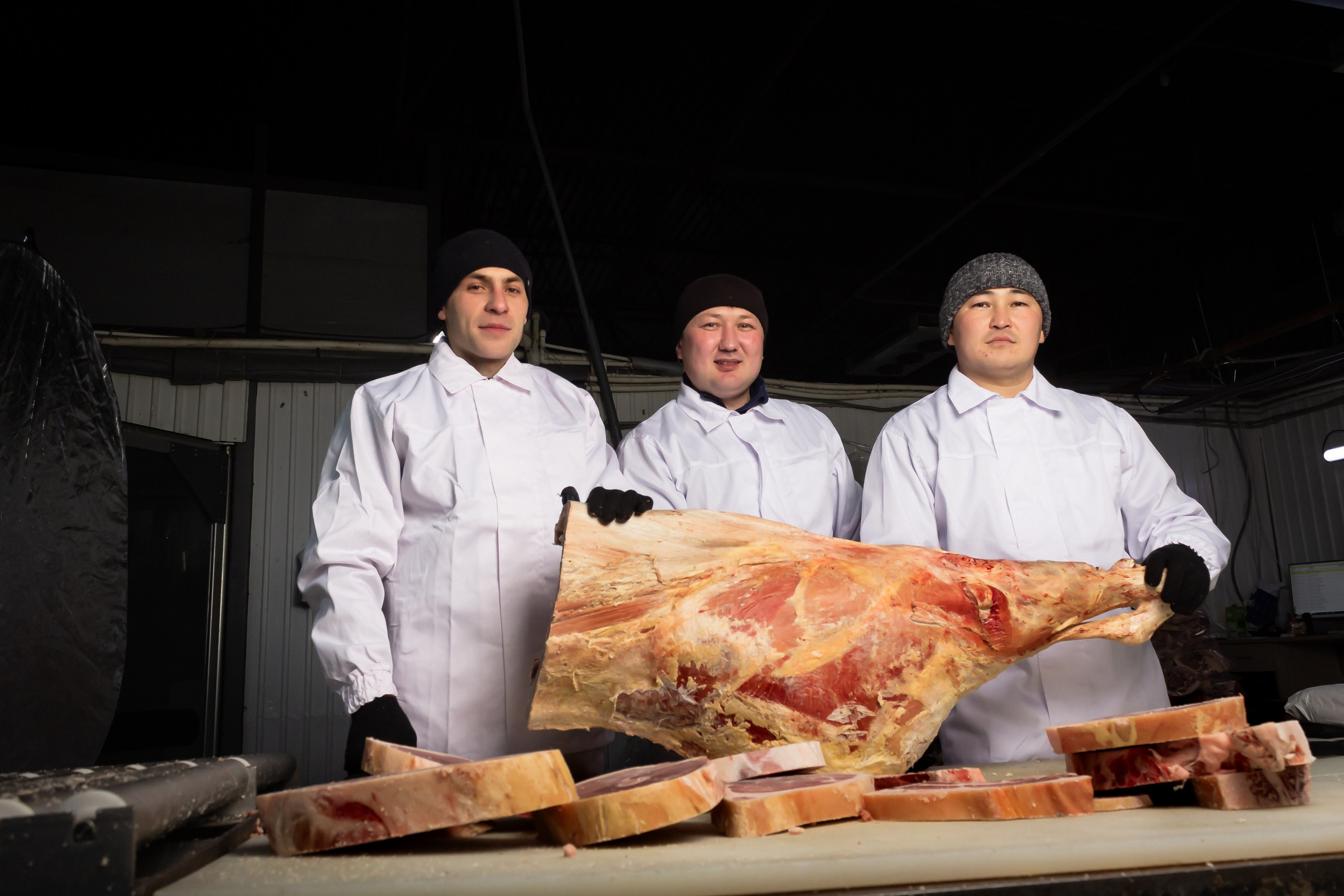 Мясной цех. Александр Стряпунин — предметный фотограф в Улан-Удэ